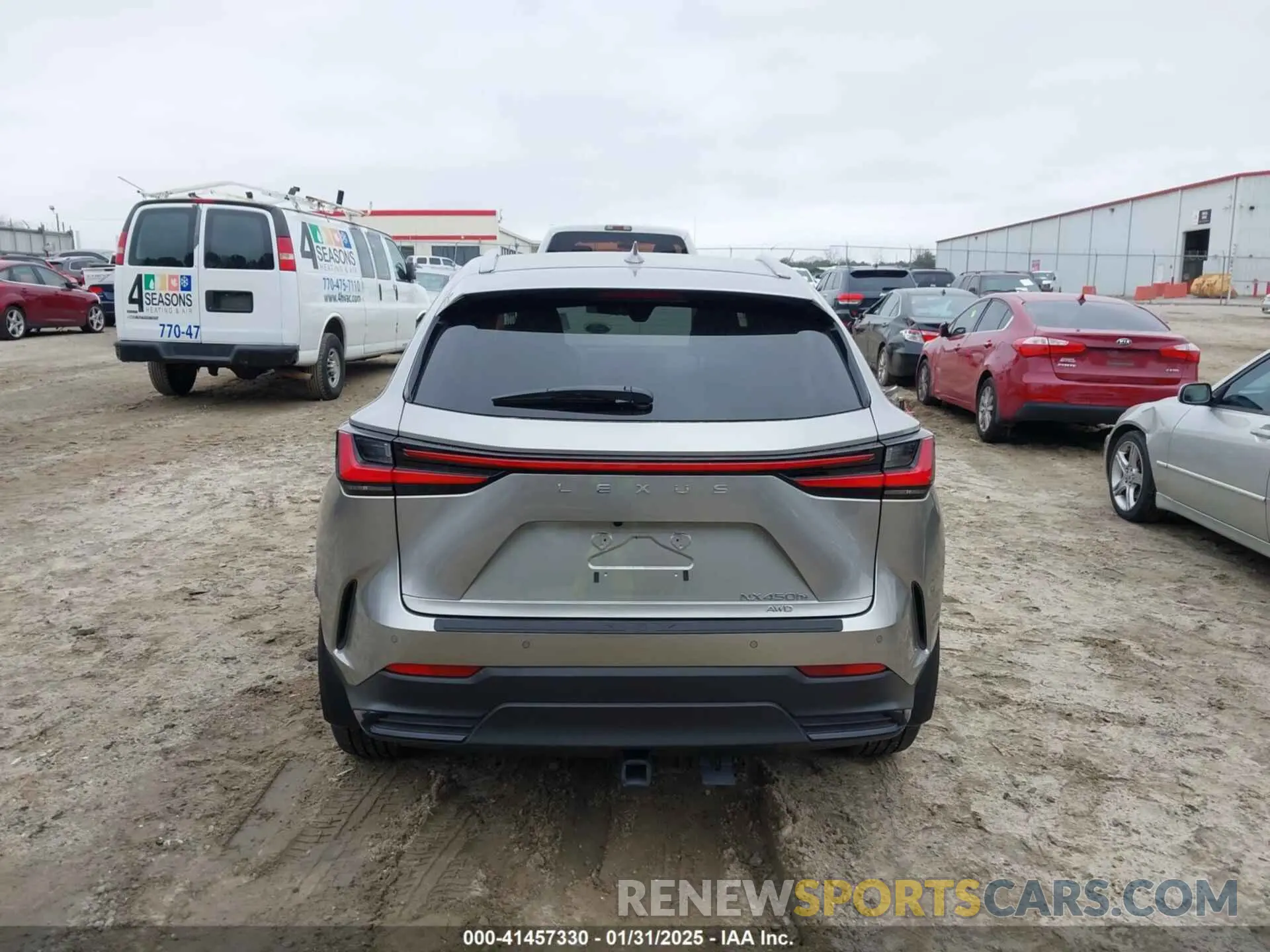 16 fotografías del automóvil dañado JTJHKCFZ0R2025435 LEXUS NX 450H+ 2024