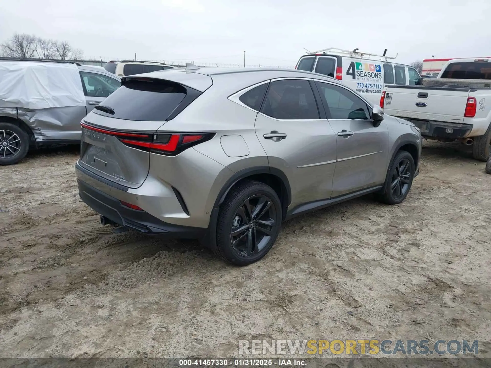 4 fotografías del automóvil dañado JTJHKCFZ0R2025435 LEXUS NX 450H+ 2024
