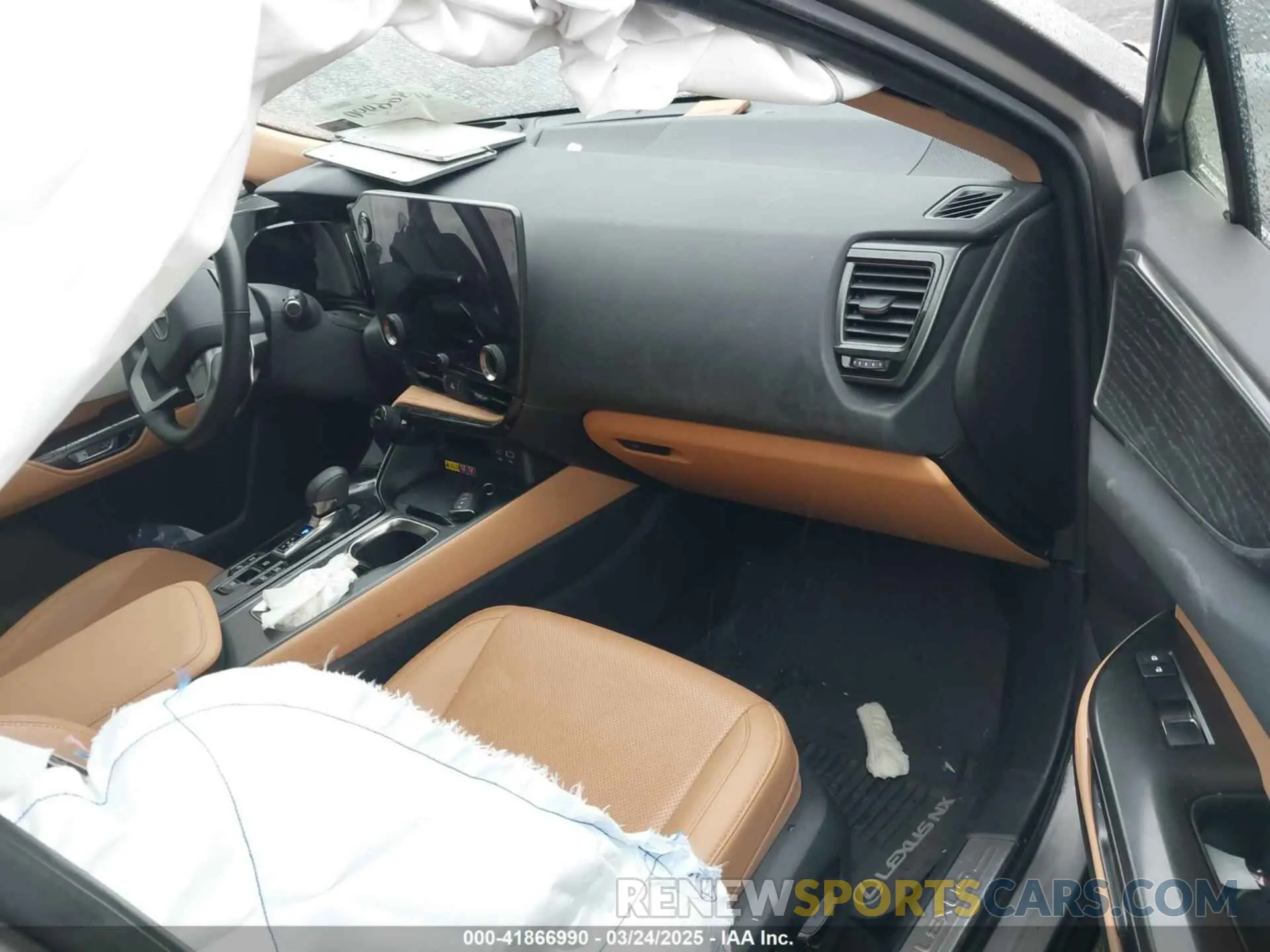 5 fotografías del automóvil dañado JTJHKCFZ1R2035729 LEXUS NX 450H+ 2024
