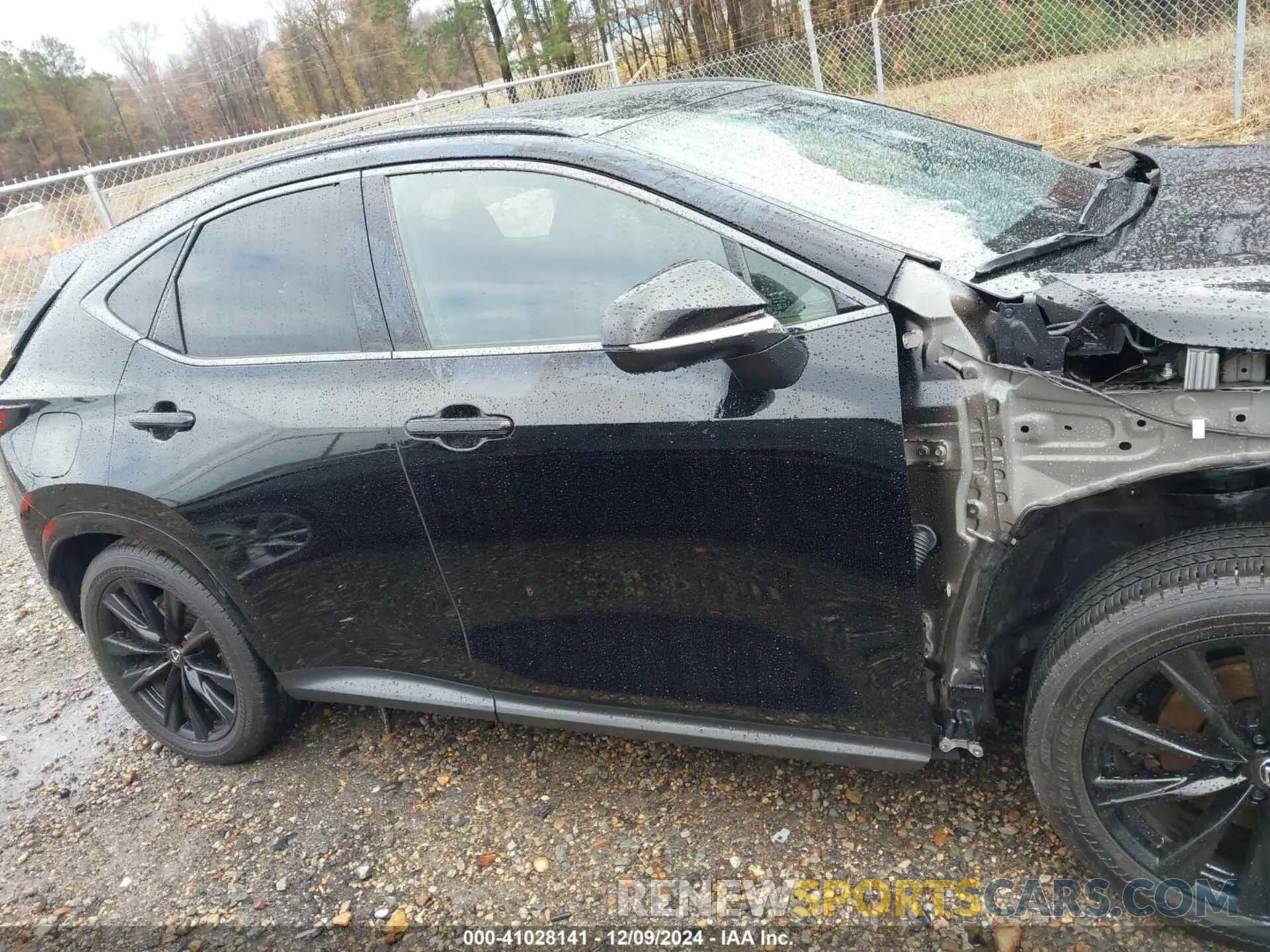 14 fotografías del automóvil dañado JTJKKCFZ4R2033057 LEXUS NX 450H+ 2024