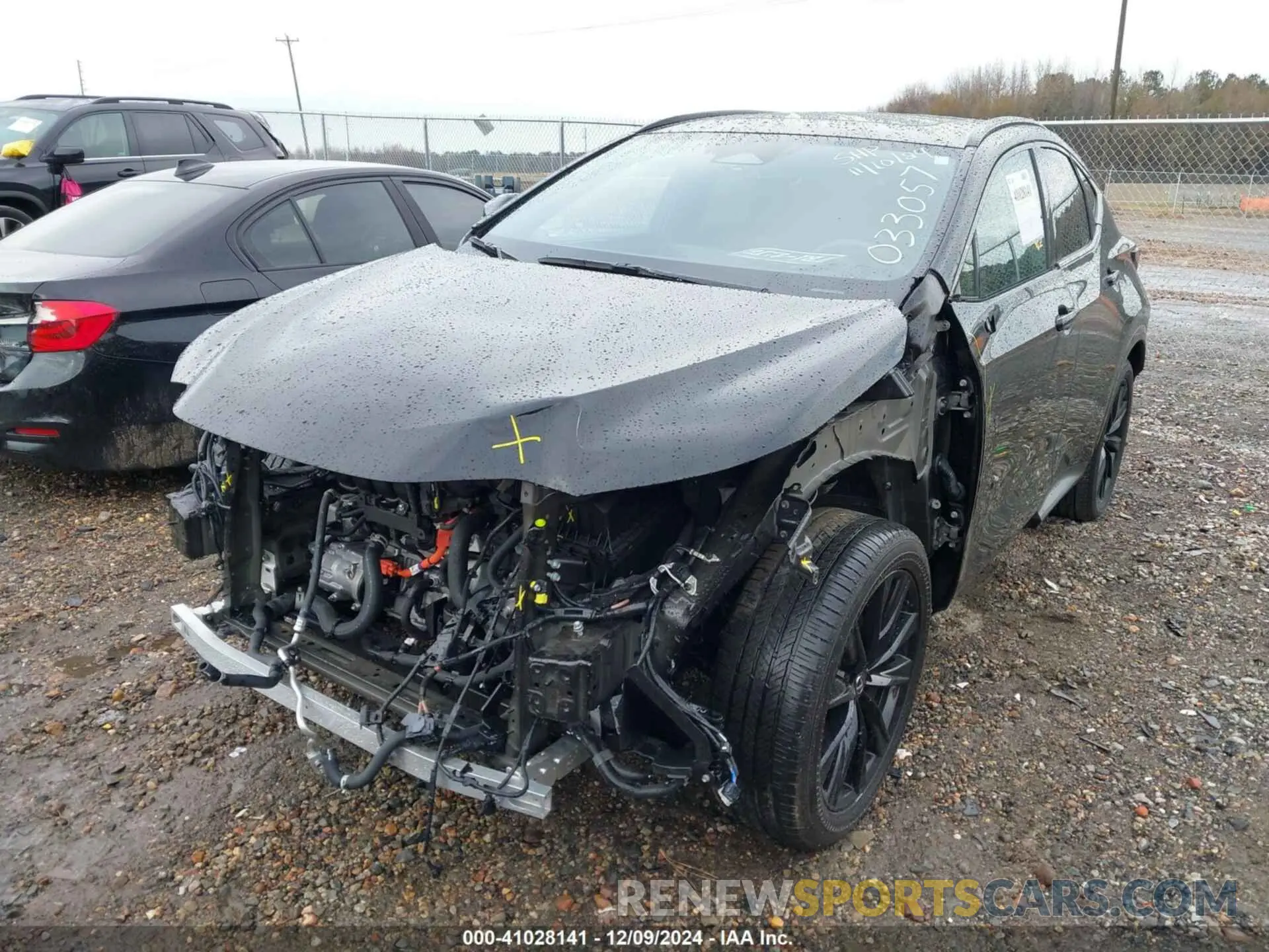 6 fotografías del automóvil dañado JTJKKCFZ4R2033057 LEXUS NX 450H+ 2024