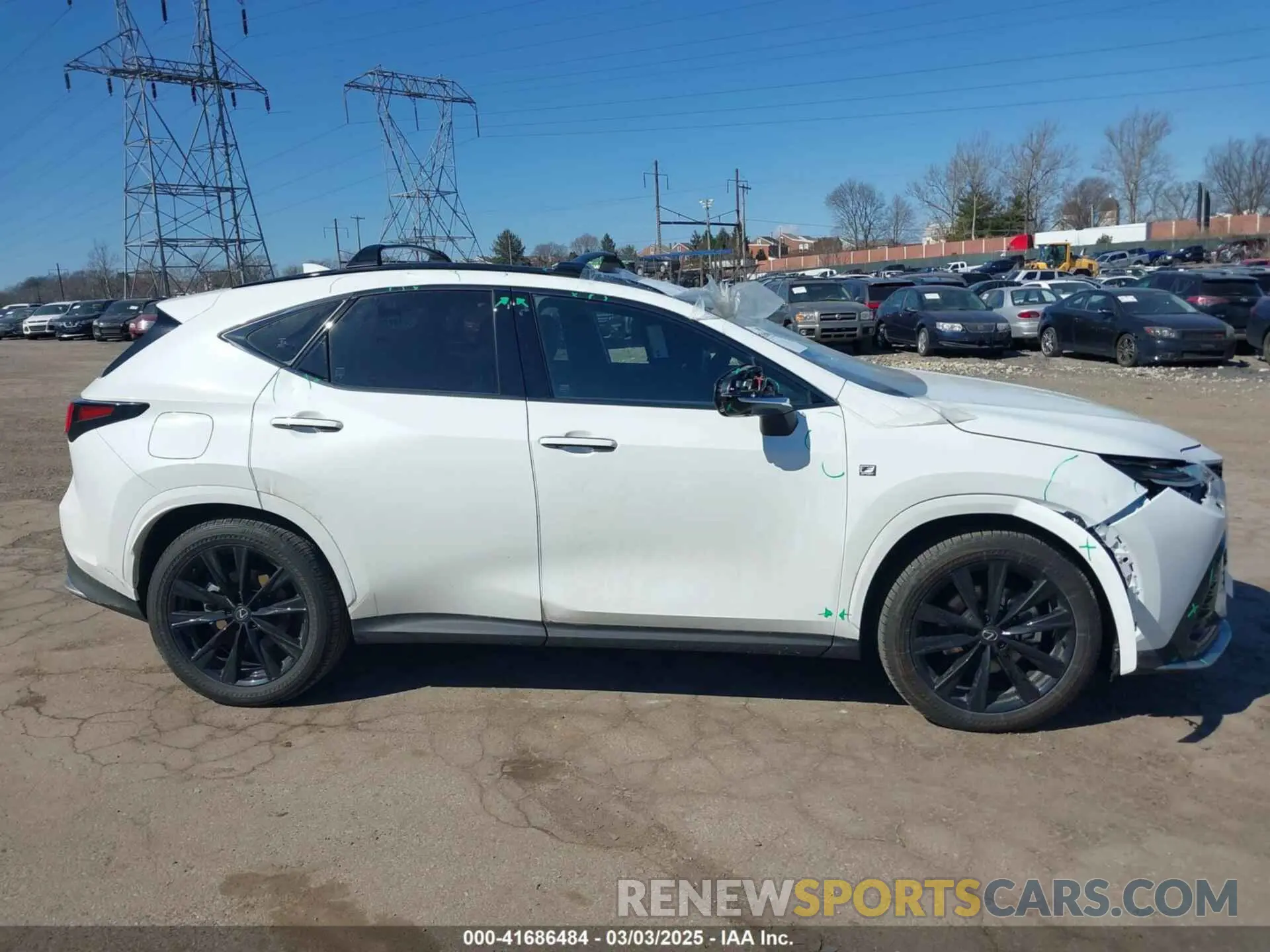 14 fotografías del automóvil dañado JTJKKCFZ7R2038592 LEXUS NX 450H+ 2024