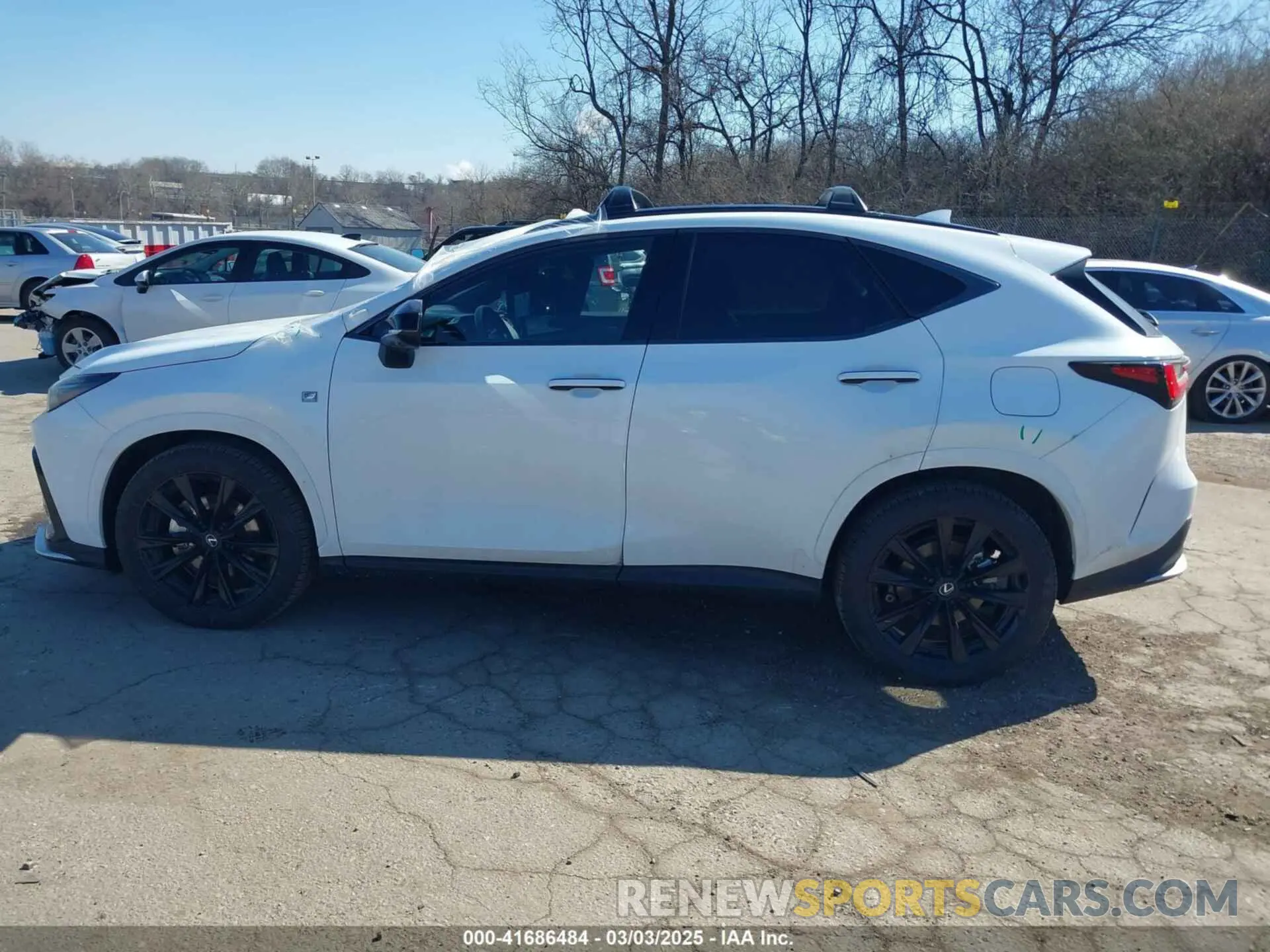 15 fotografías del automóvil dañado JTJKKCFZ7R2038592 LEXUS NX 450H+ 2024