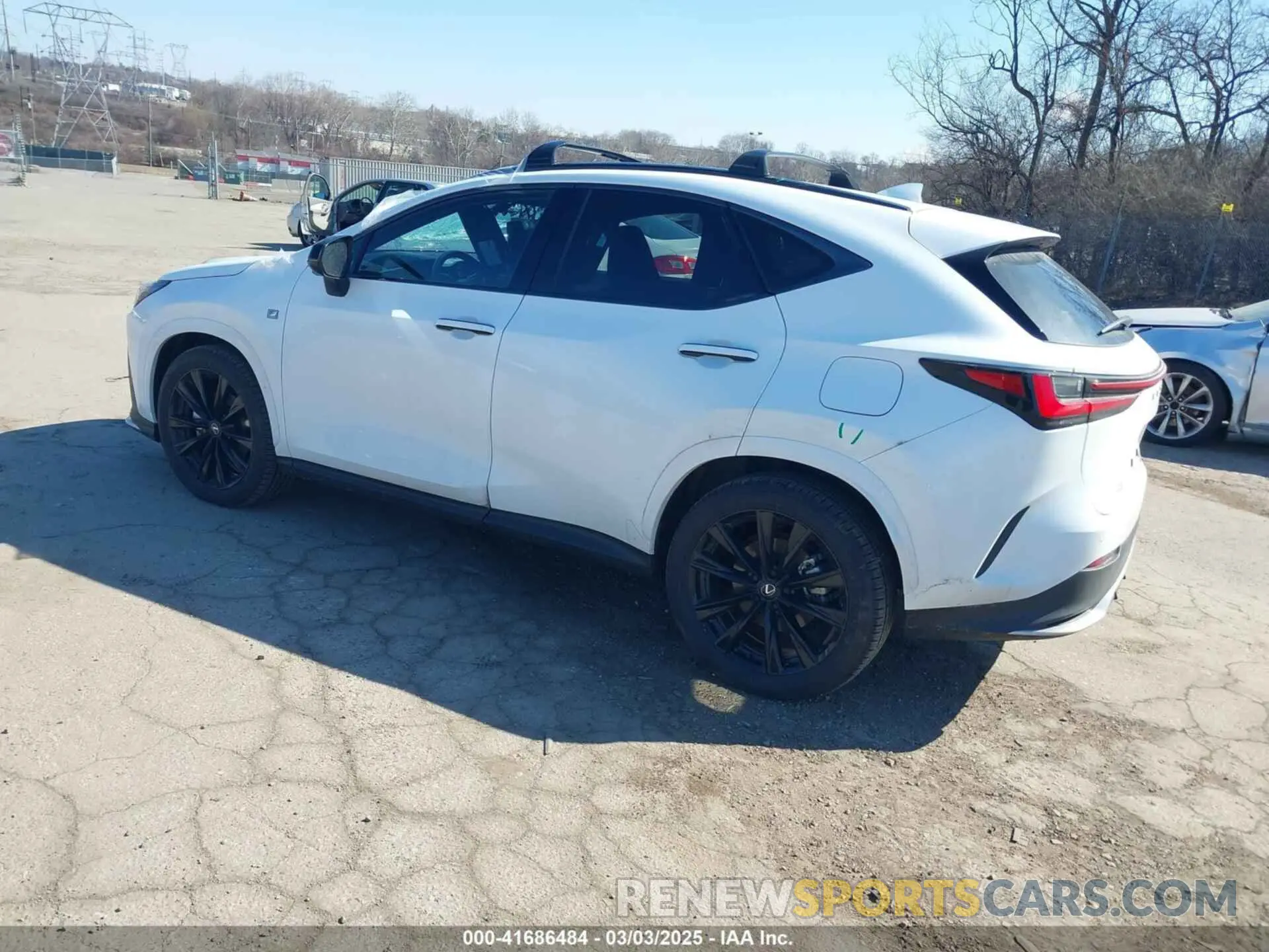 3 fotografías del automóvil dañado JTJKKCFZ7R2038592 LEXUS NX 450H+ 2024