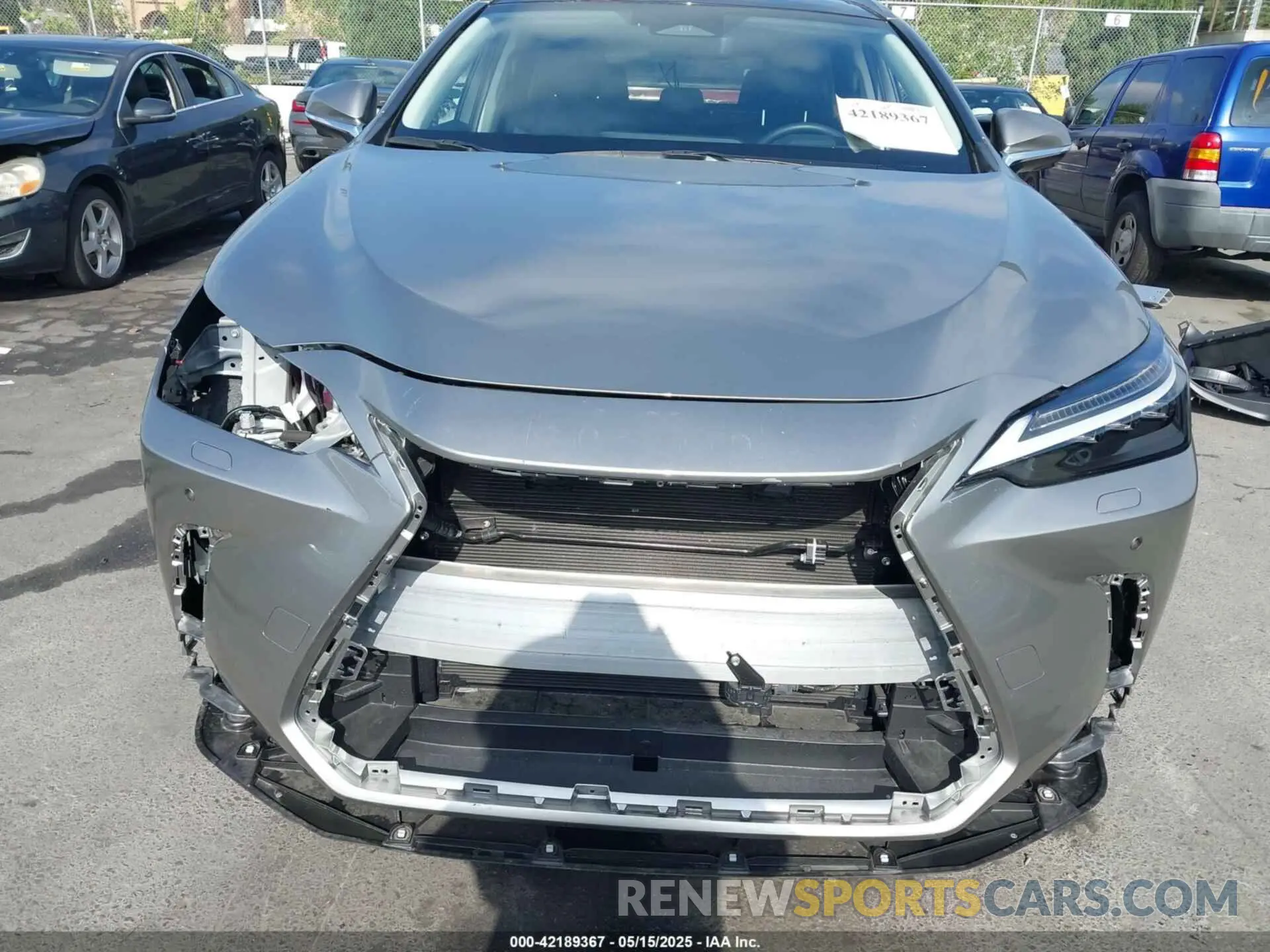 6 fotografías del automóvil dañado JTJHKCFZ2S2044140 LEXUS NX 450H+ 2025