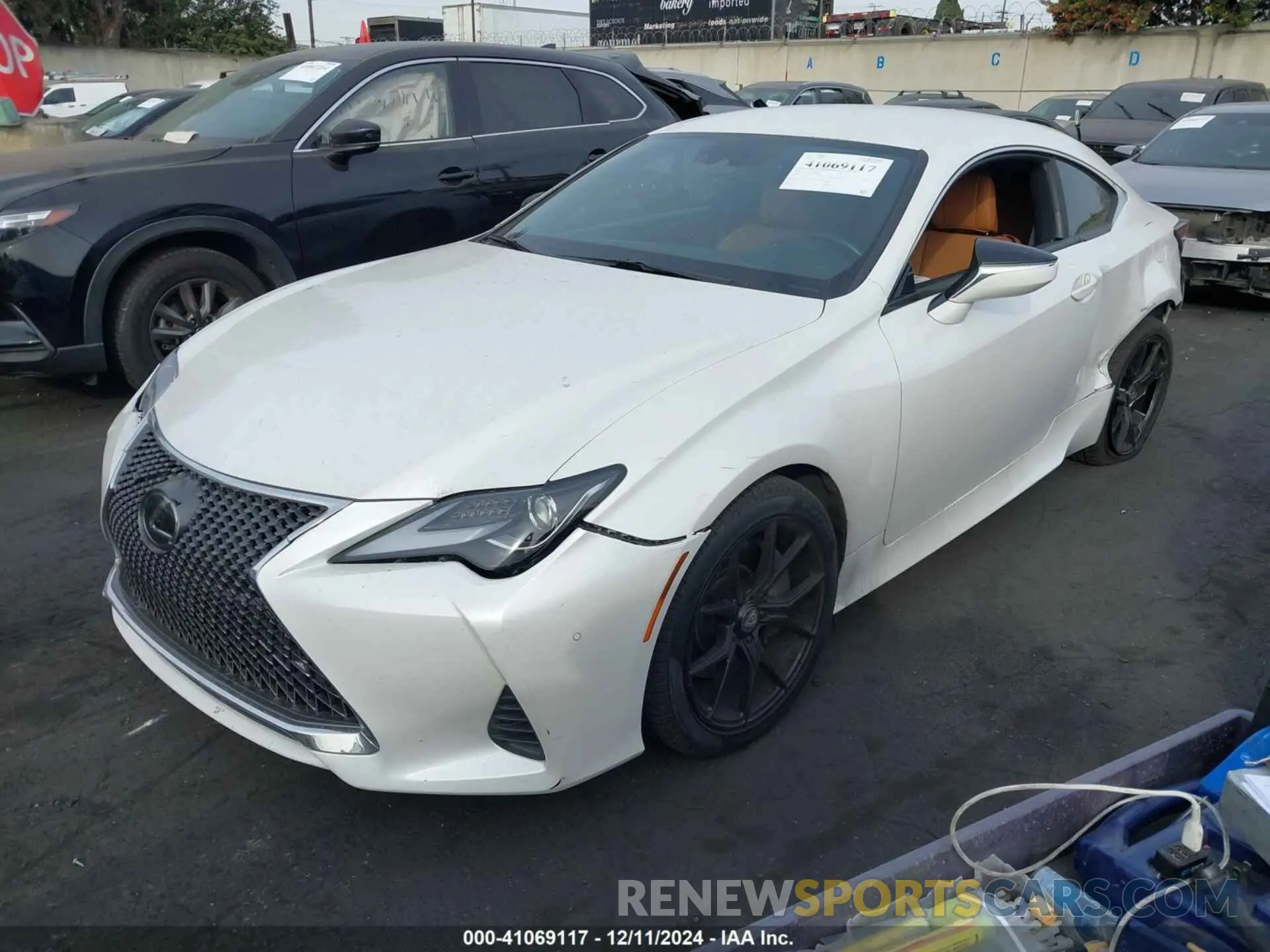 2 fotografías del automóvil dañado JTHHA5BC4K5008935 LEXUS RC 2019