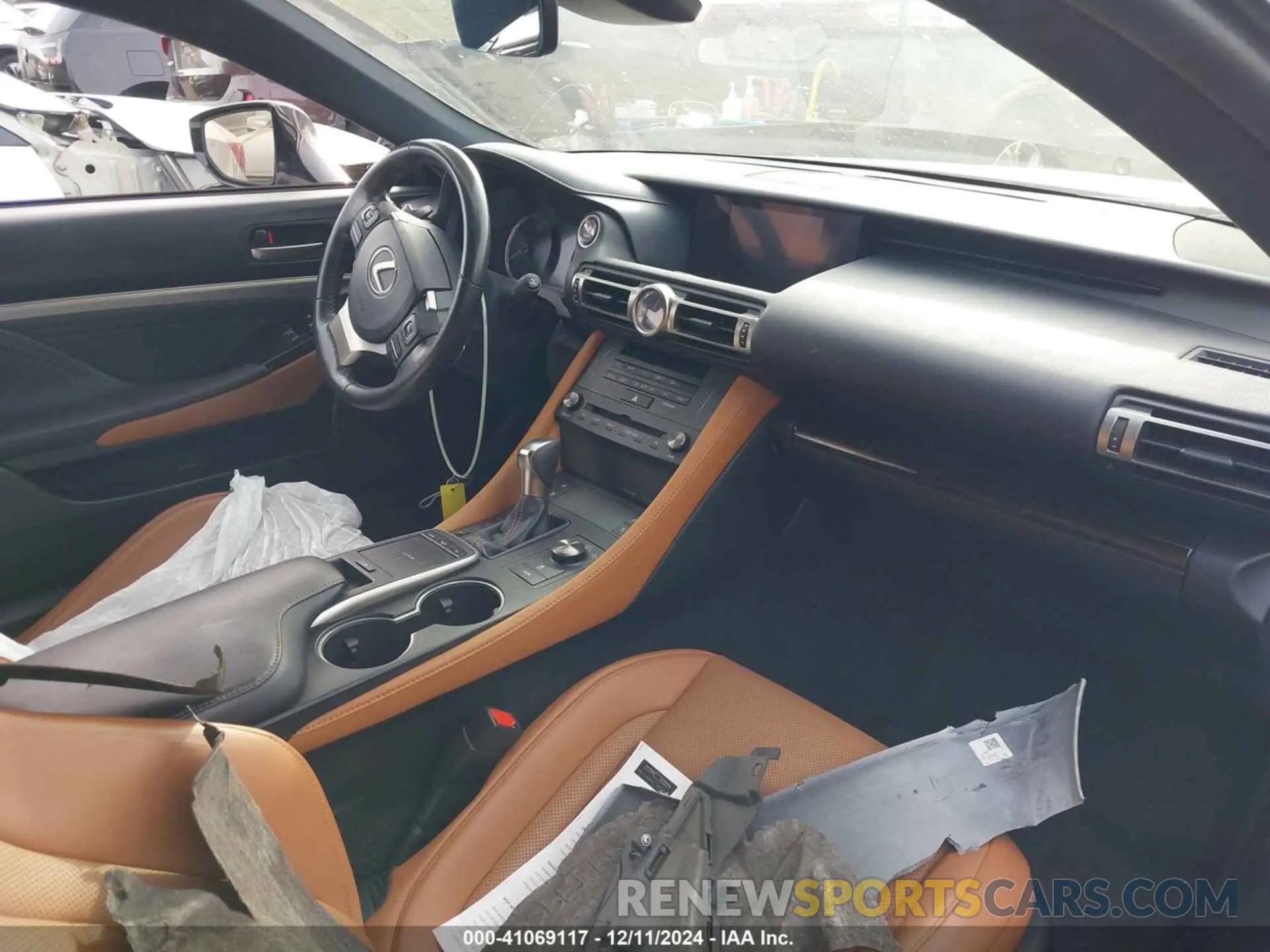5 fotografías del automóvil dañado JTHHA5BC4K5008935 LEXUS RC 2019