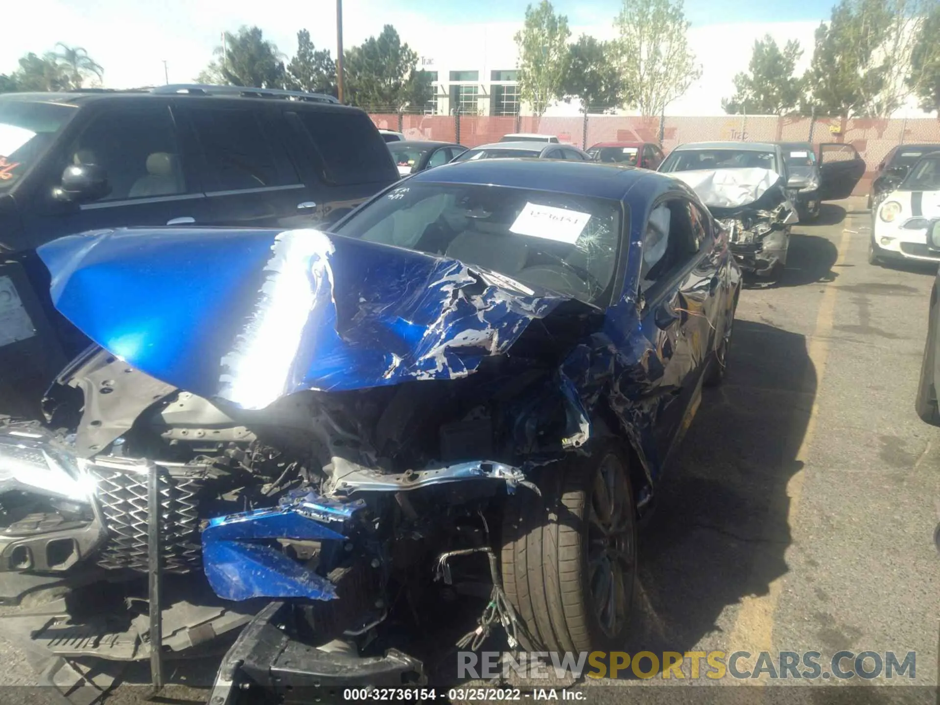 2 fotografías del automóvil dañado JTHHA5BC9K5010258 LEXUS RC 2019