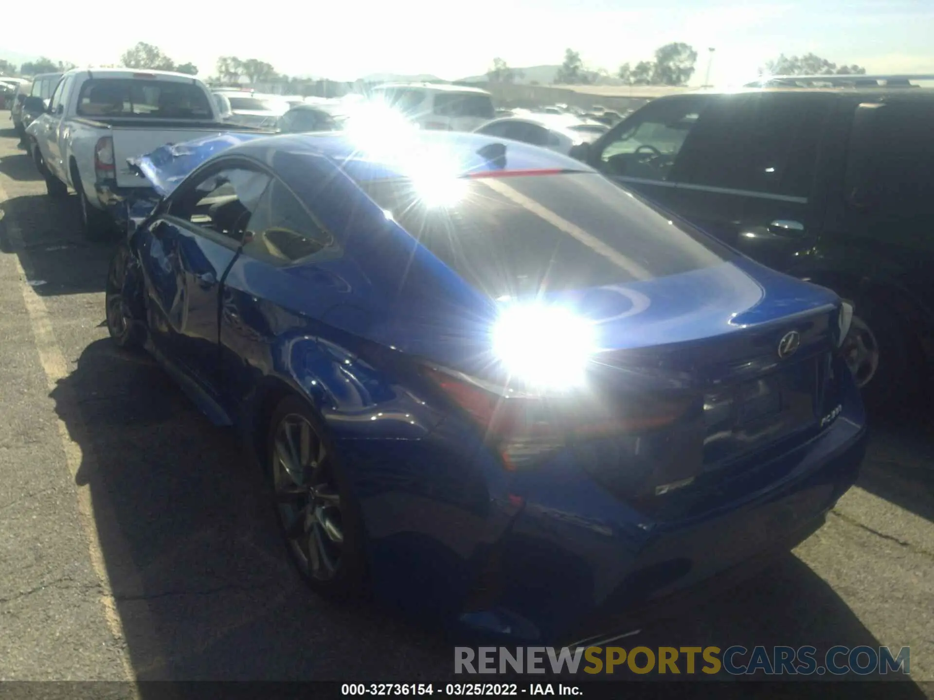 3 fotografías del automóvil dañado JTHHA5BC9K5010258 LEXUS RC 2019