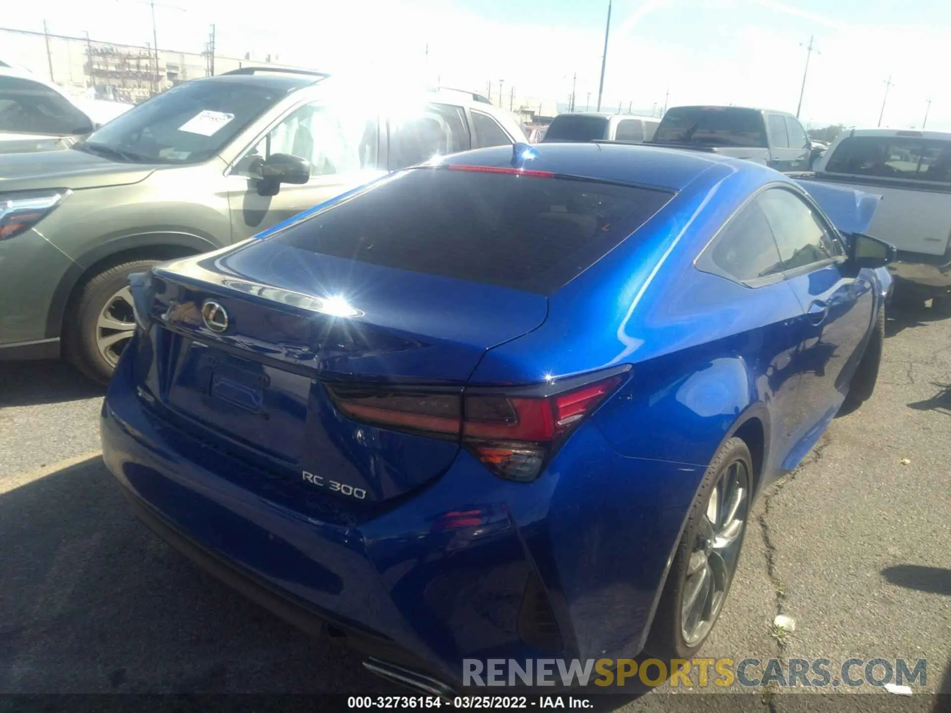 4 fotografías del automóvil dañado JTHHA5BC9K5010258 LEXUS RC 2019