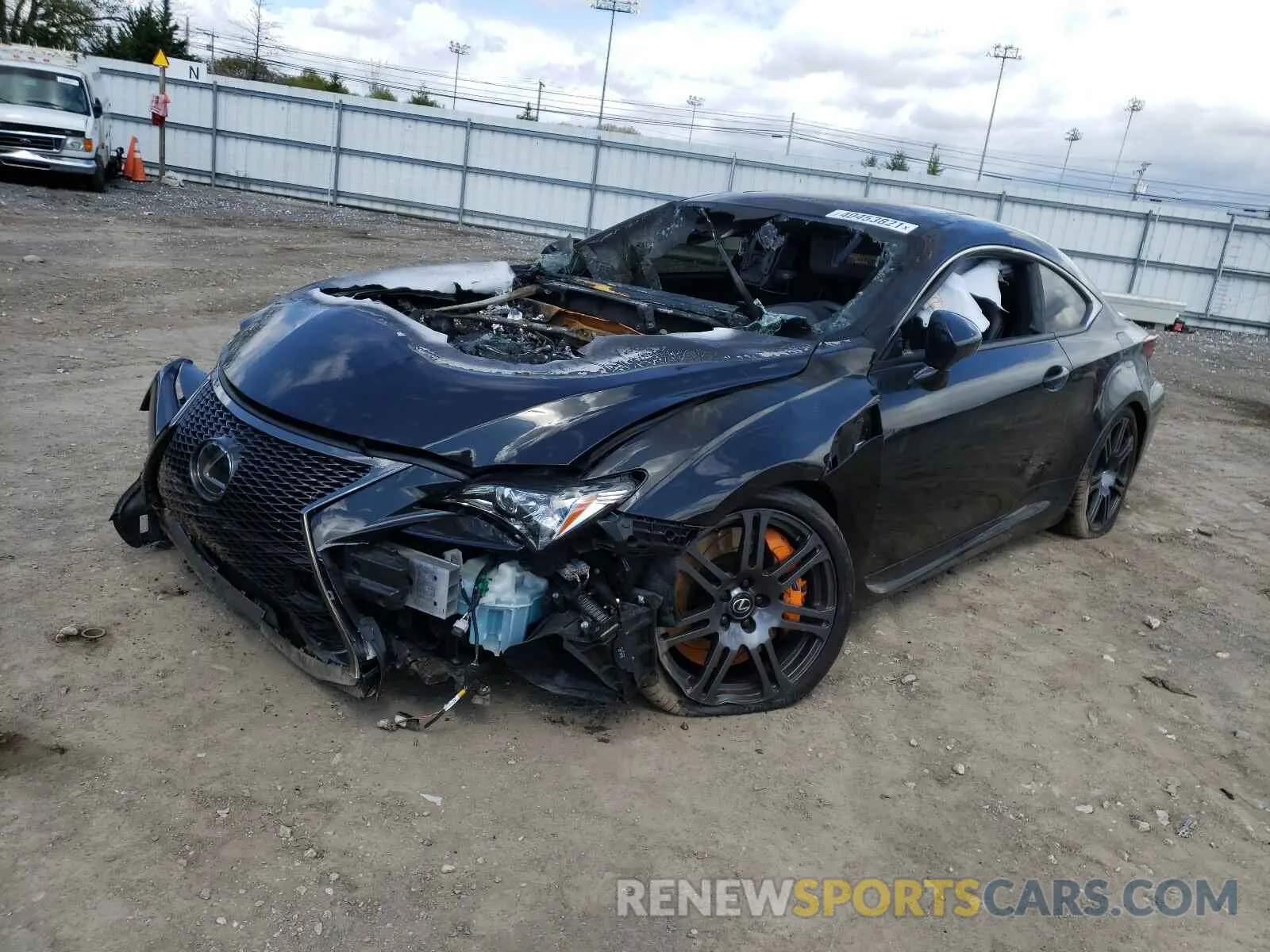 2 fotografías del automóvil dañado JTHHP5BC9K5007231 LEXUS RC 2019