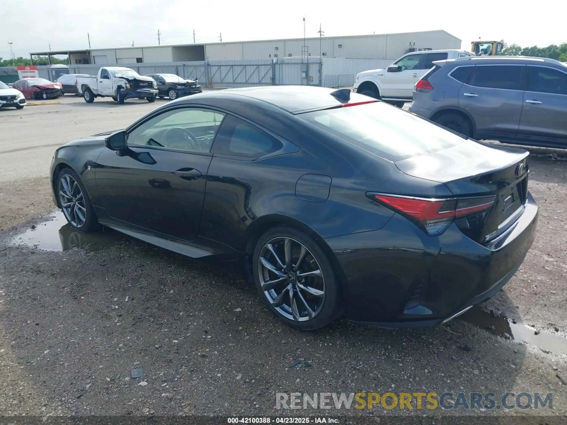 3 fotografías del automóvil dañado JTHHA5BC4K5009549 LEXUS RC 300 2019