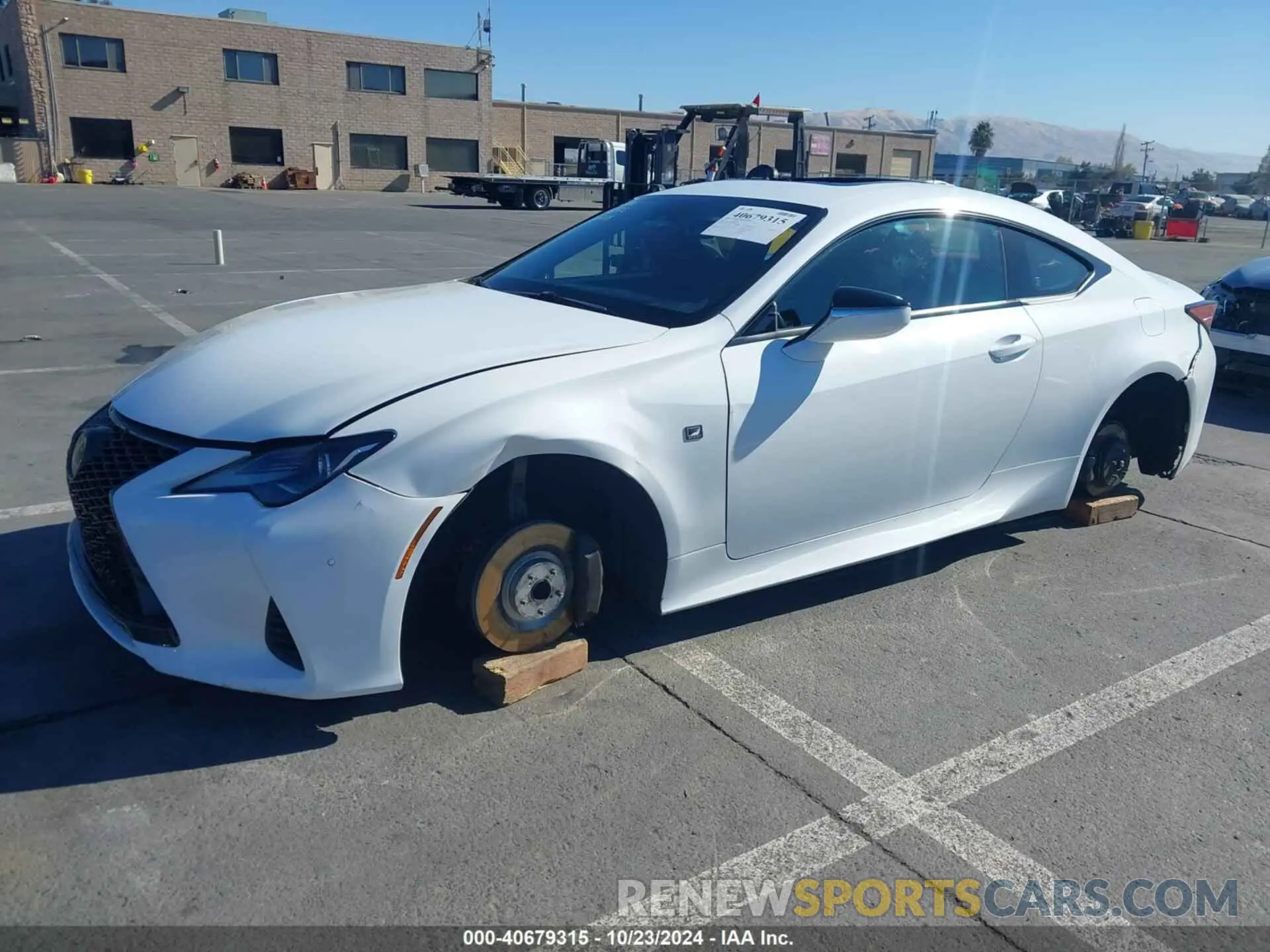 2 fotografías del automóvil dañado JTHHA5BC4K5009762 LEXUS RC 300 2019