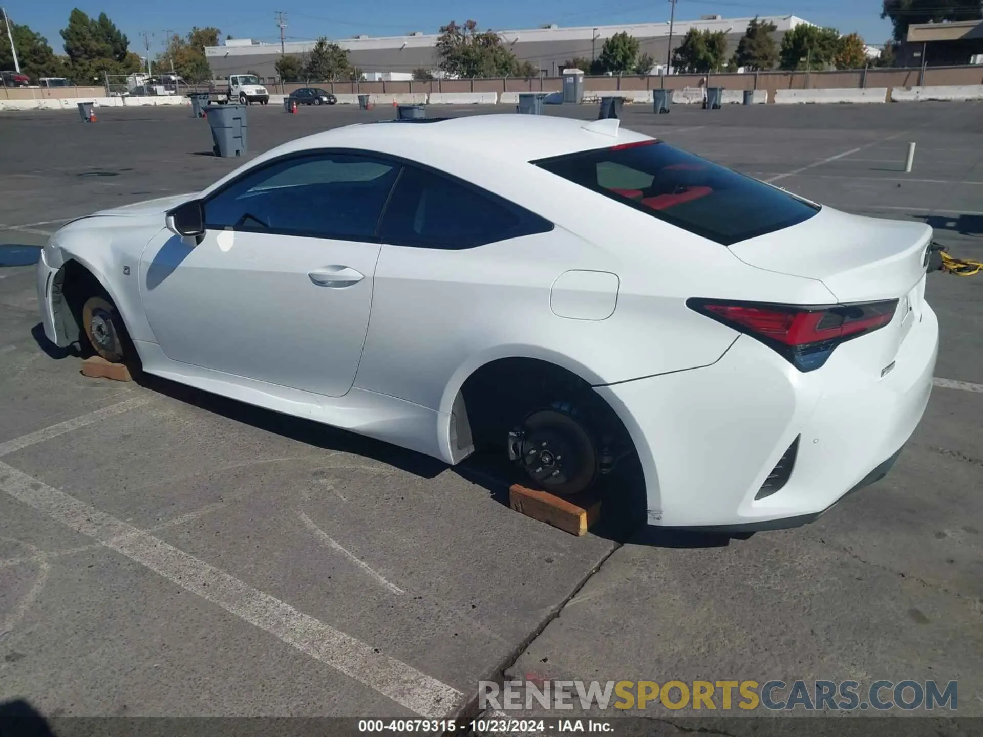 3 fotografías del automóvil dañado JTHHA5BC4K5009762 LEXUS RC 300 2019