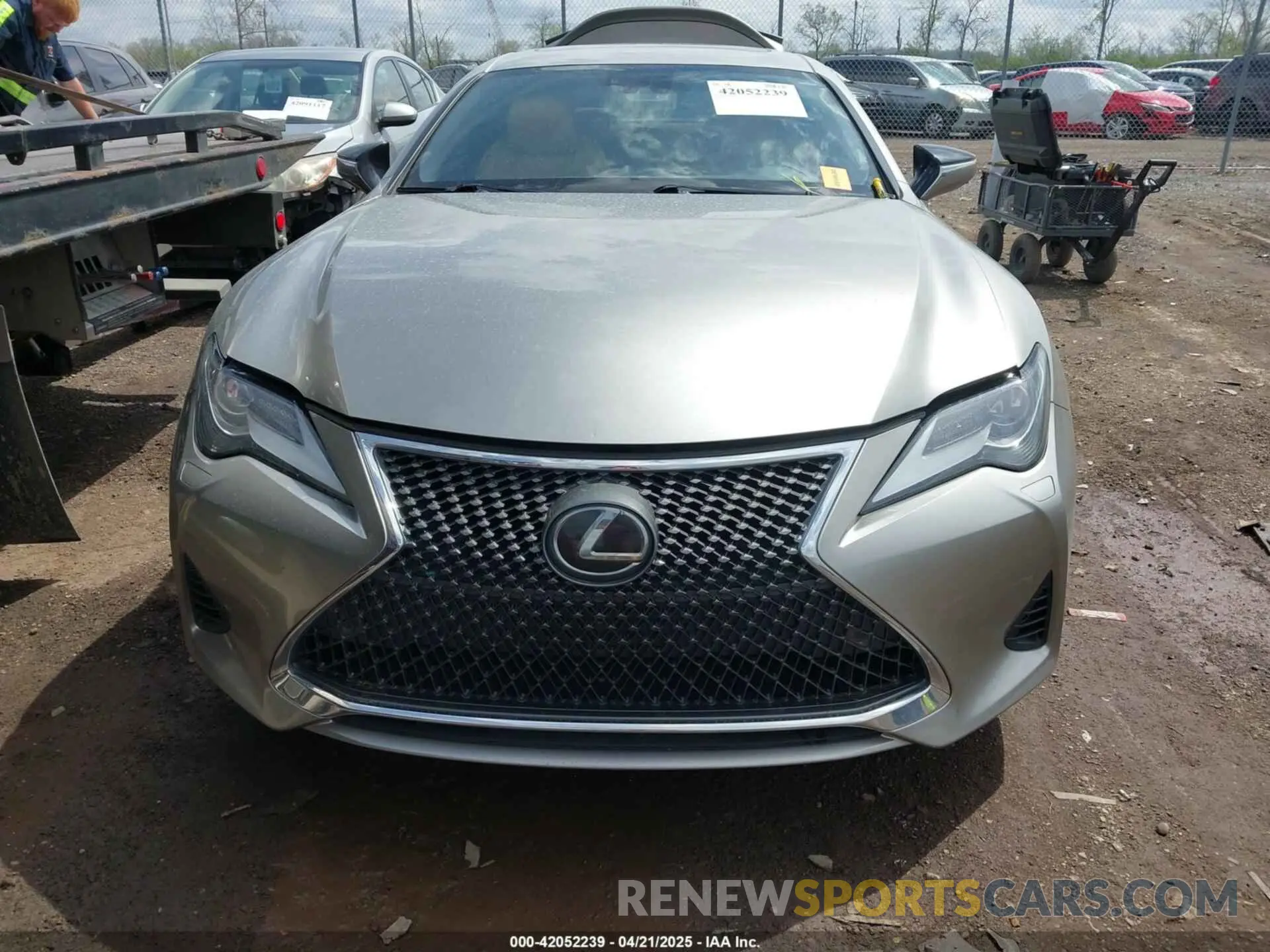 13 fotografías del automóvil dañado JTHS85BC3K5005168 LEXUS RC 300 2019