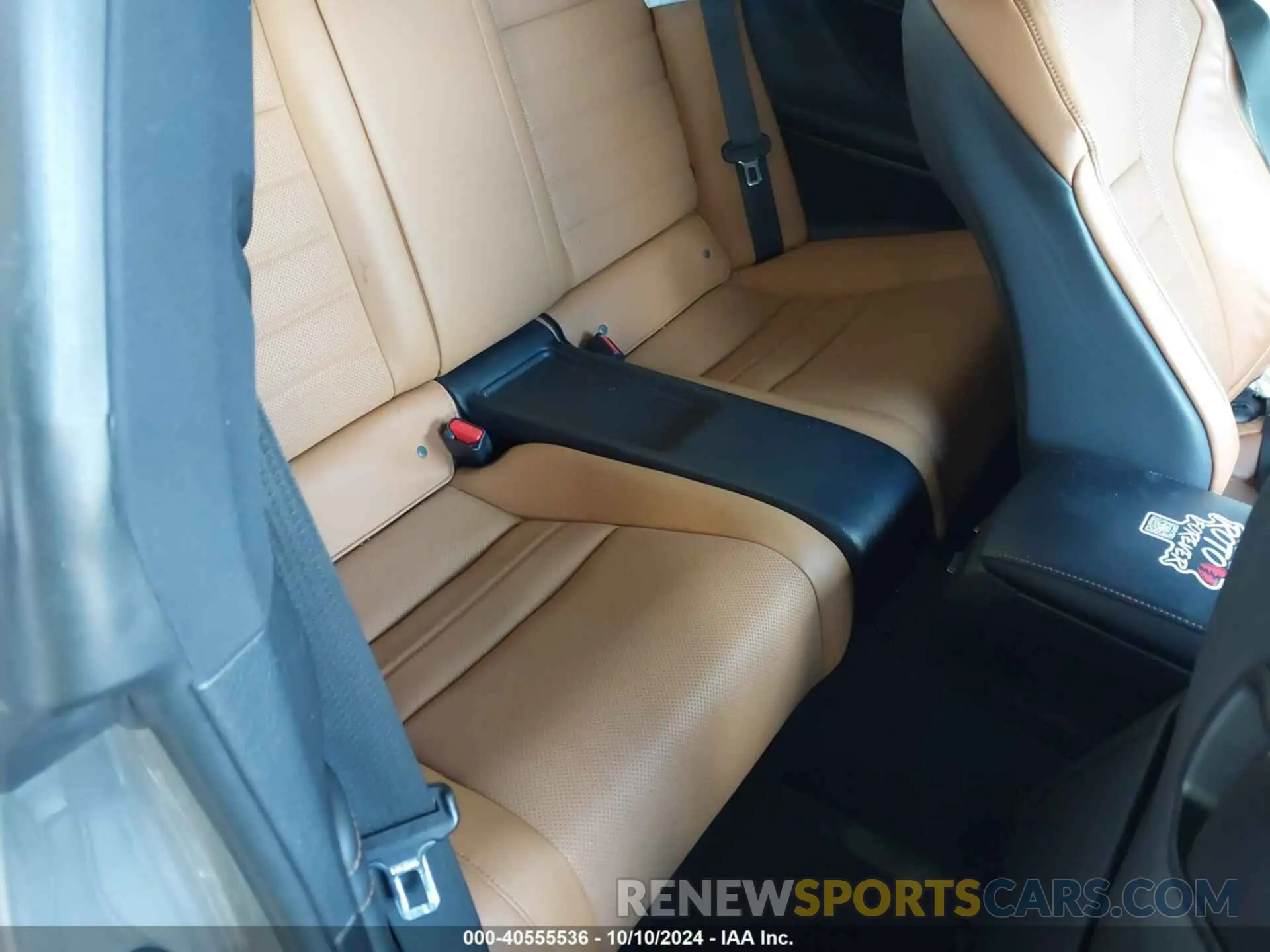 8 fotografías del automóvil dañado JTHD85EC5L5005761 LEXUS RC 300 2020