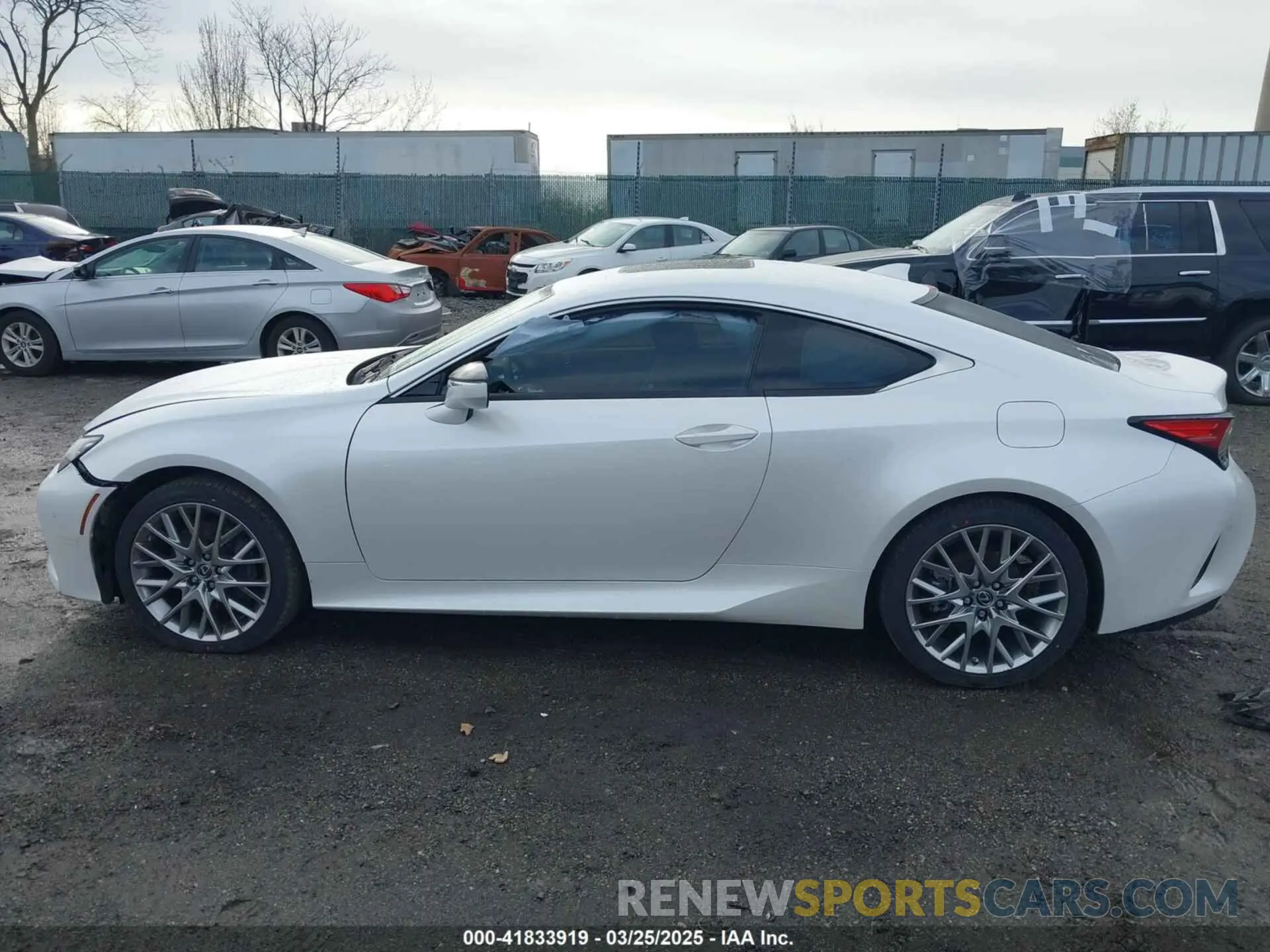 15 fotografías del automóvil dañado JTHD85EC7M5006203 LEXUS RC 300 2021
