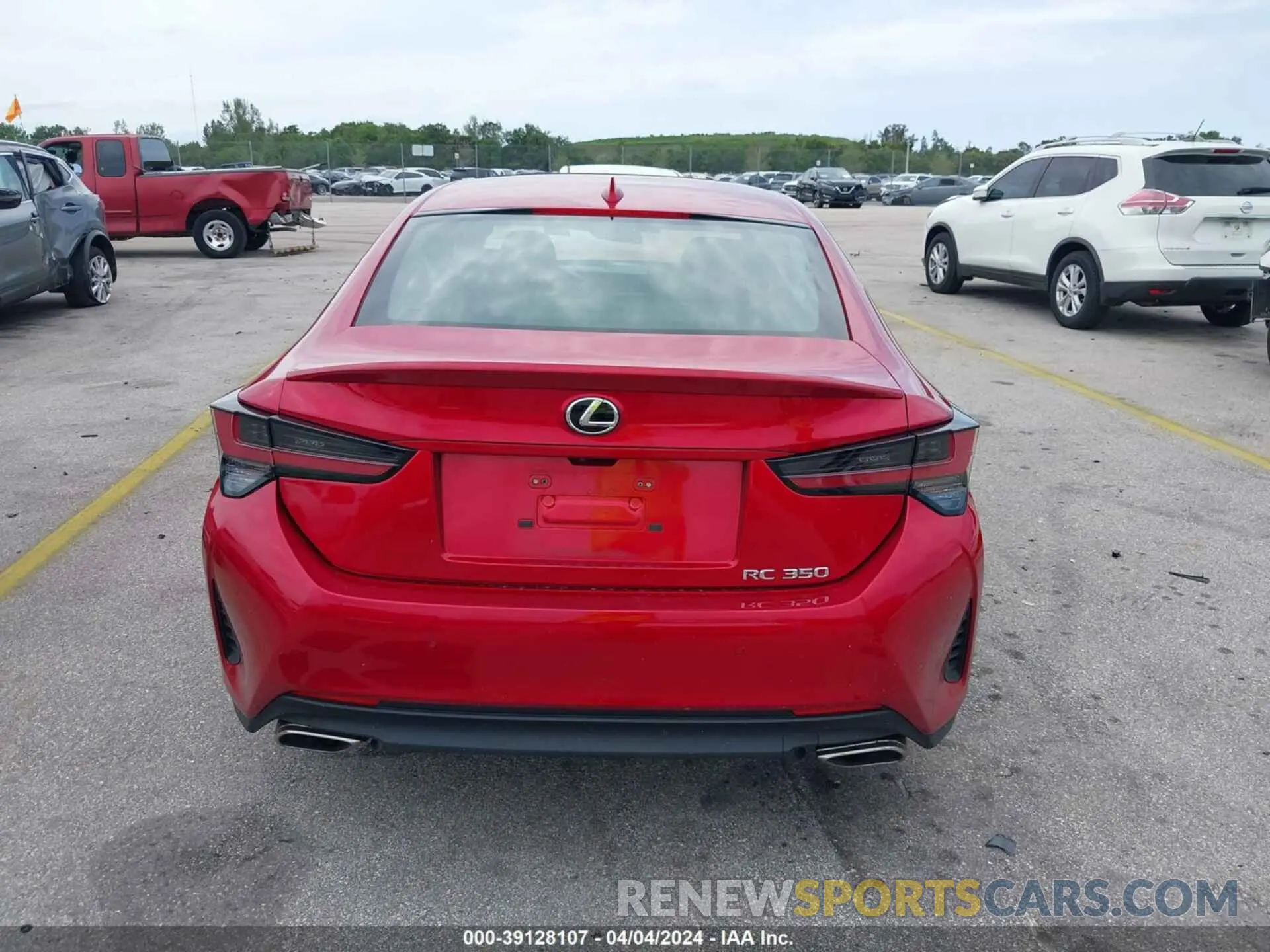 15 fotografías del automóvil dañado JTHHZ5BC5K5021685 LEXUS RC 350 2019