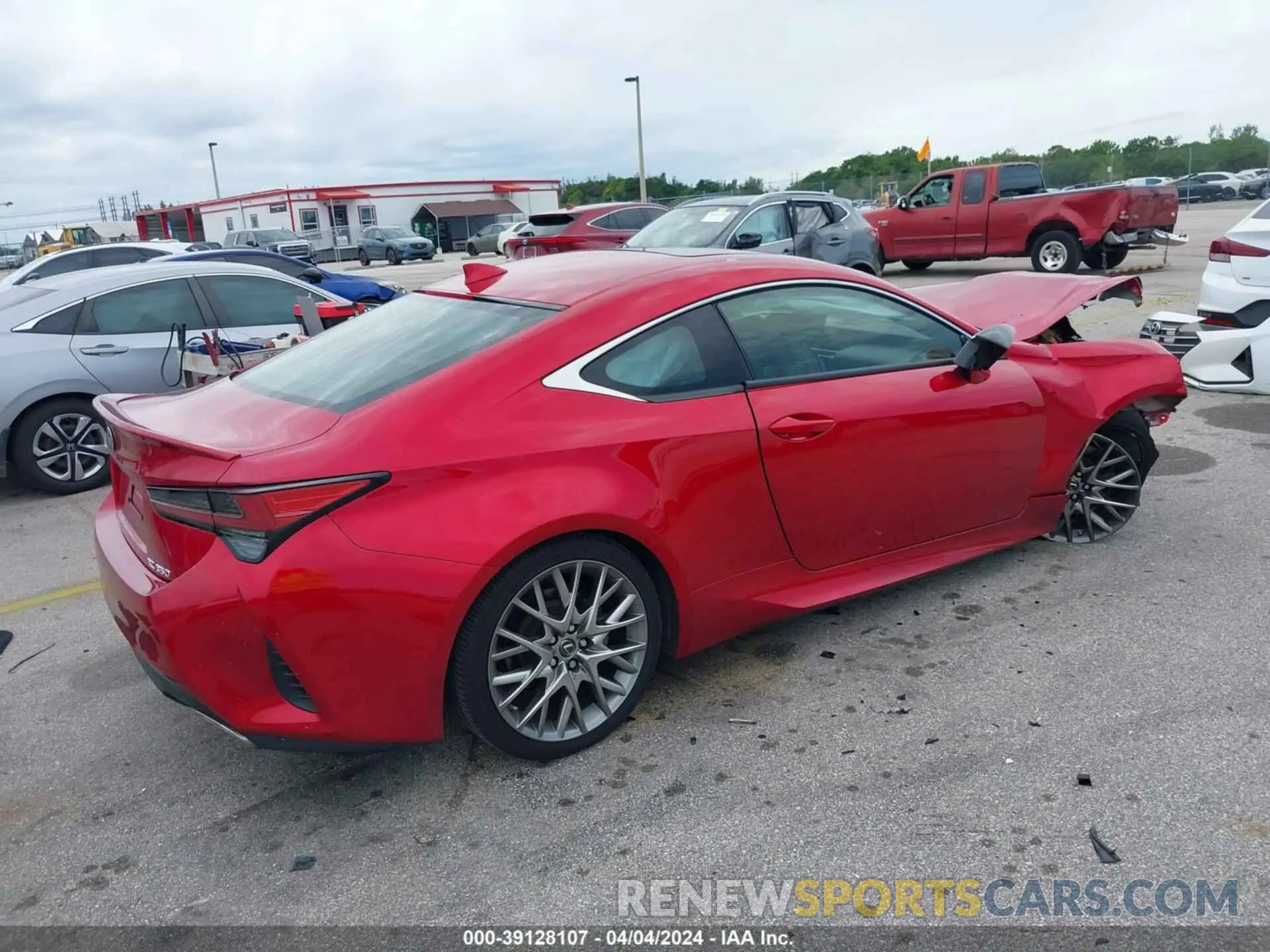 4 fotografías del automóvil dañado JTHHZ5BC5K5021685 LEXUS RC 350 2019