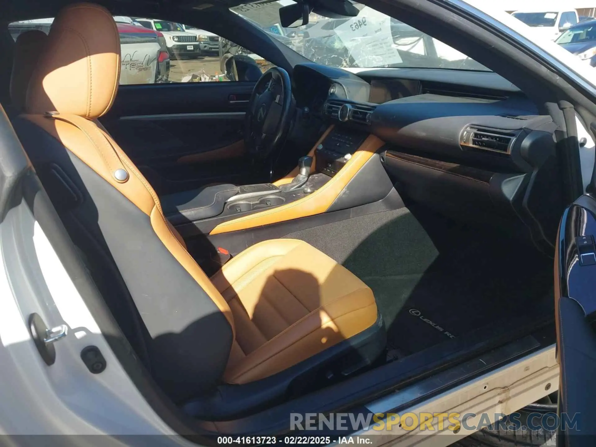 5 fotografías del automóvil dañado JTHHZ5BC7K5021445 LEXUS RC 350 2019