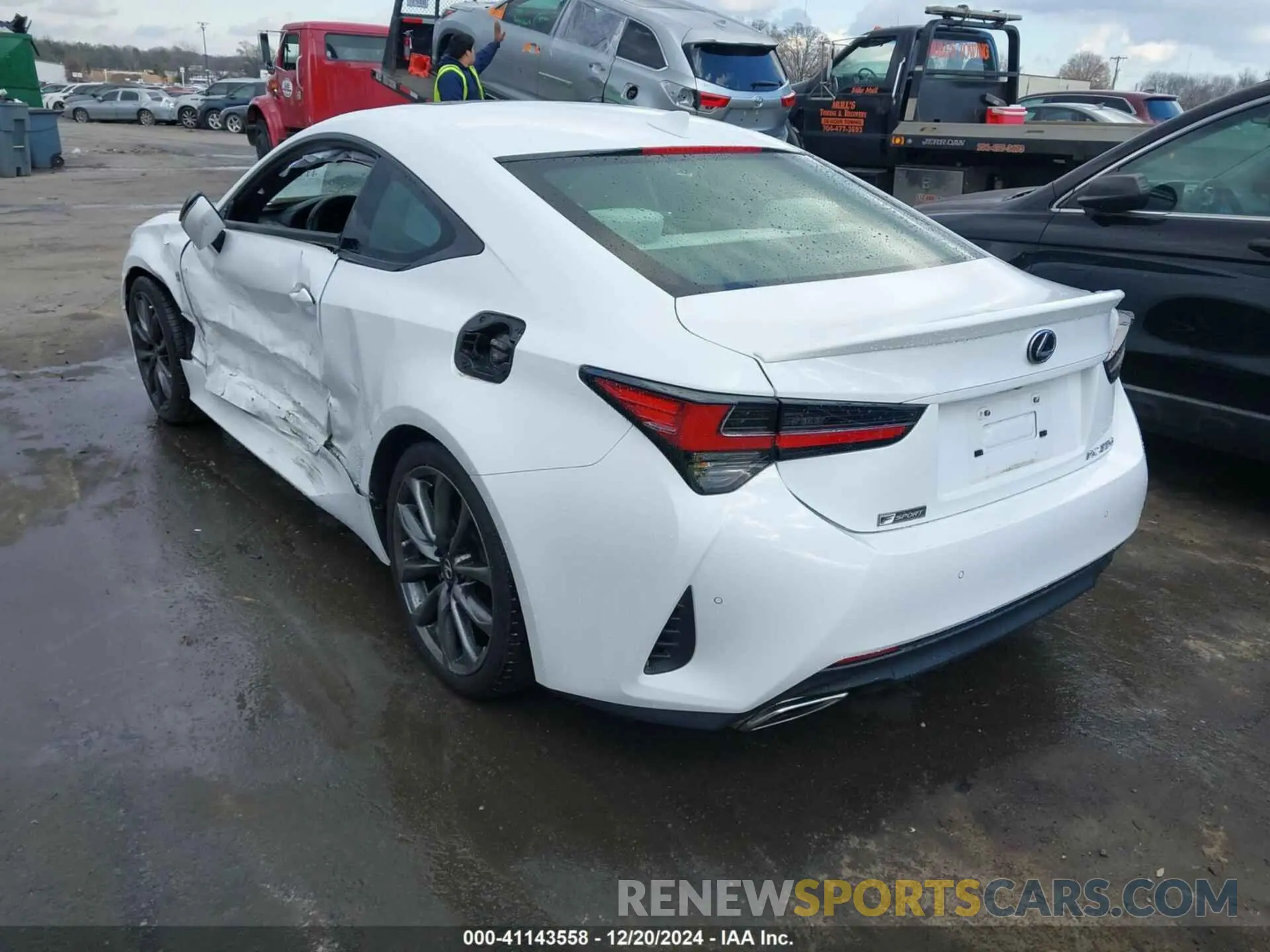 3 fotografías del automóvil dañado JTHHZ5BC8K5020479 LEXUS RC 350 2019