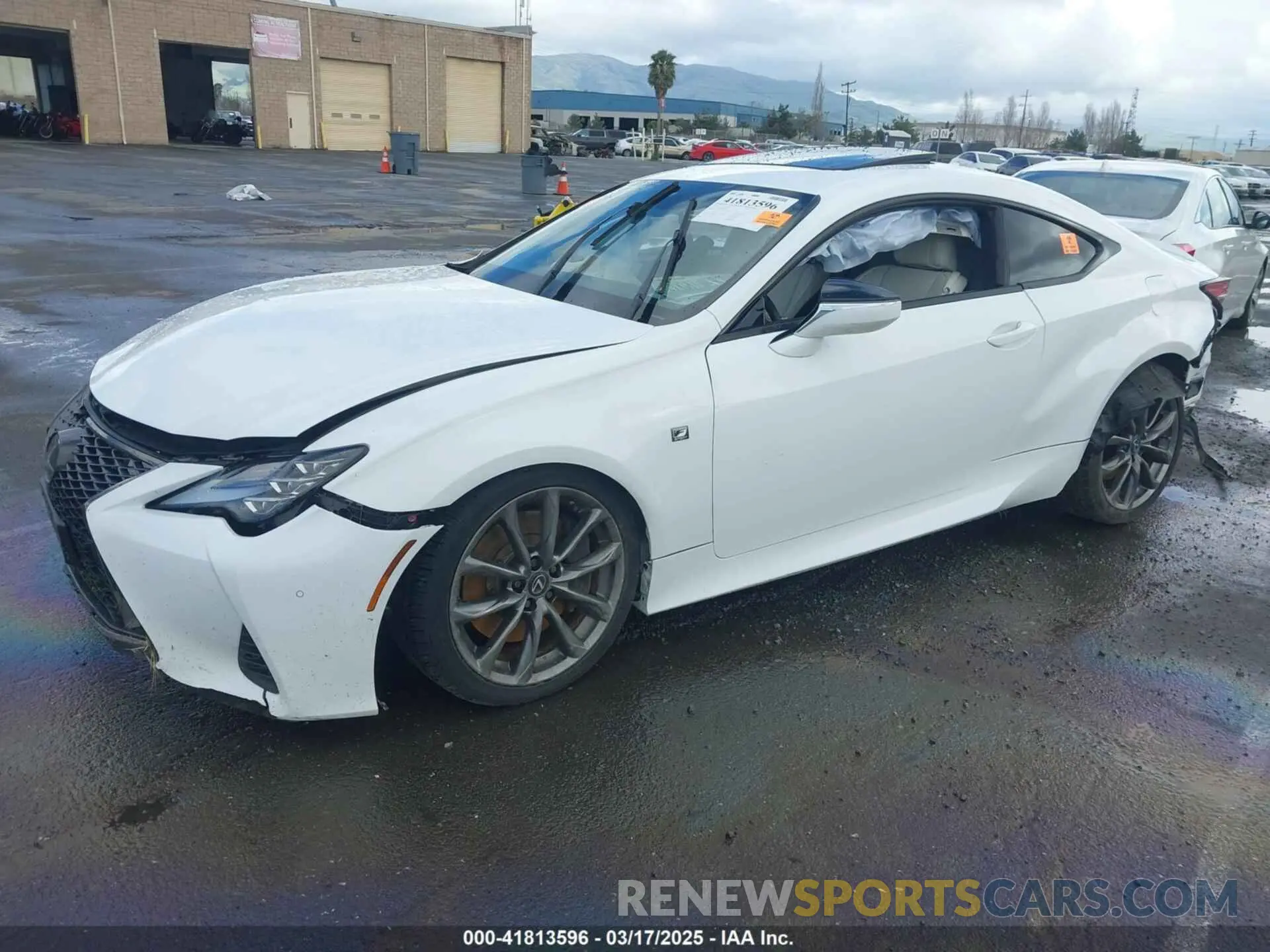 2 fotografías del automóvil dañado JTHGZ5BC3N5026089 LEXUS RC 350 2022