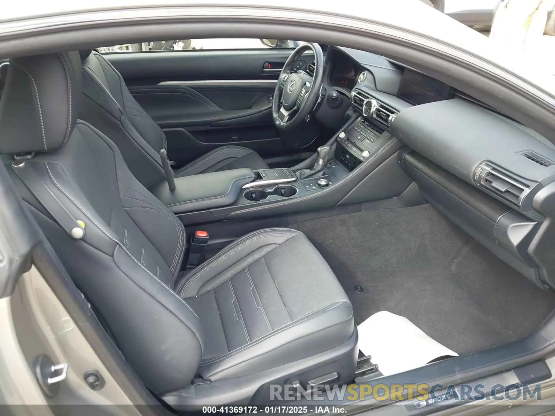 5 fotografías del automóvil dañado JTHGZ5BC9N5025061 LEXUS RC 350 2022