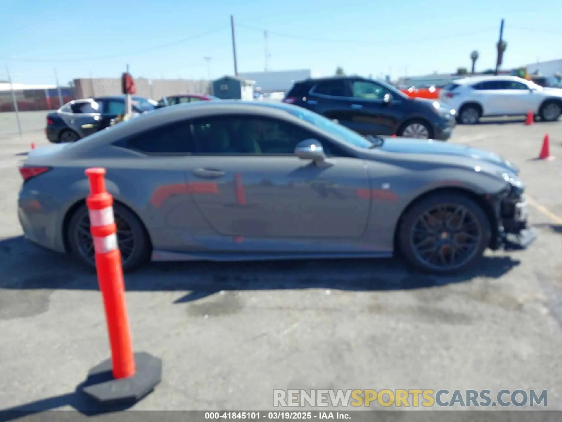 12 fotografías del automóvil dañado JTHGZ5BC0P5027350 LEXUS RC 350 2023