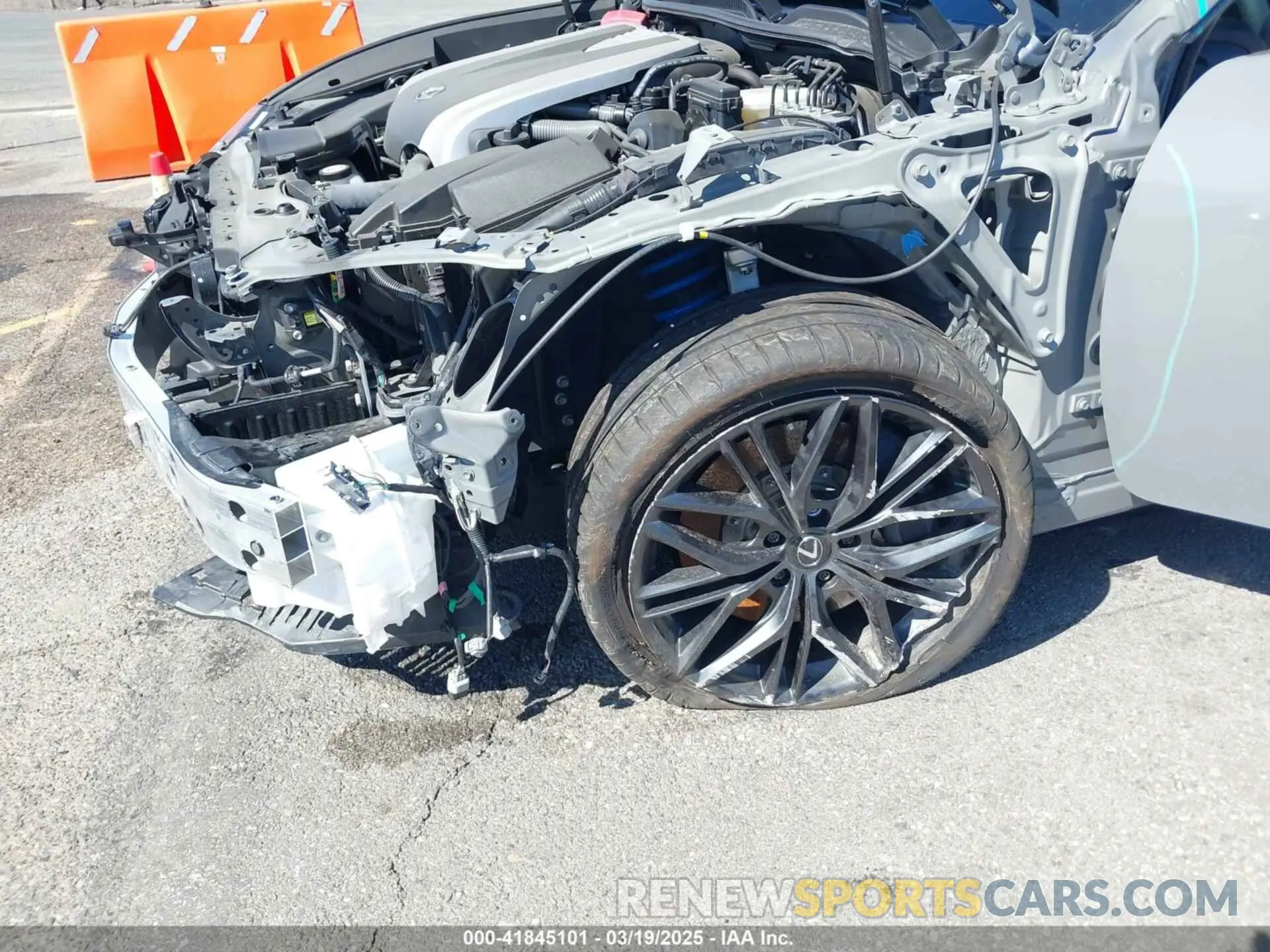 5 fotografías del automóvil dañado JTHGZ5BC0P5027350 LEXUS RC 350 2023