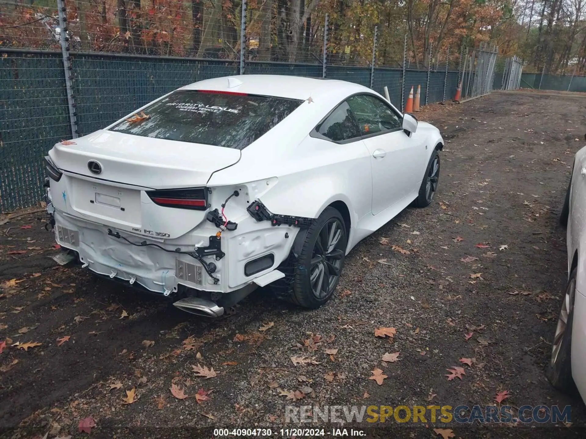 4 fotografías del automóvil dañado JTHGZ5DC1P5012207 LEXUS RC 350 2023