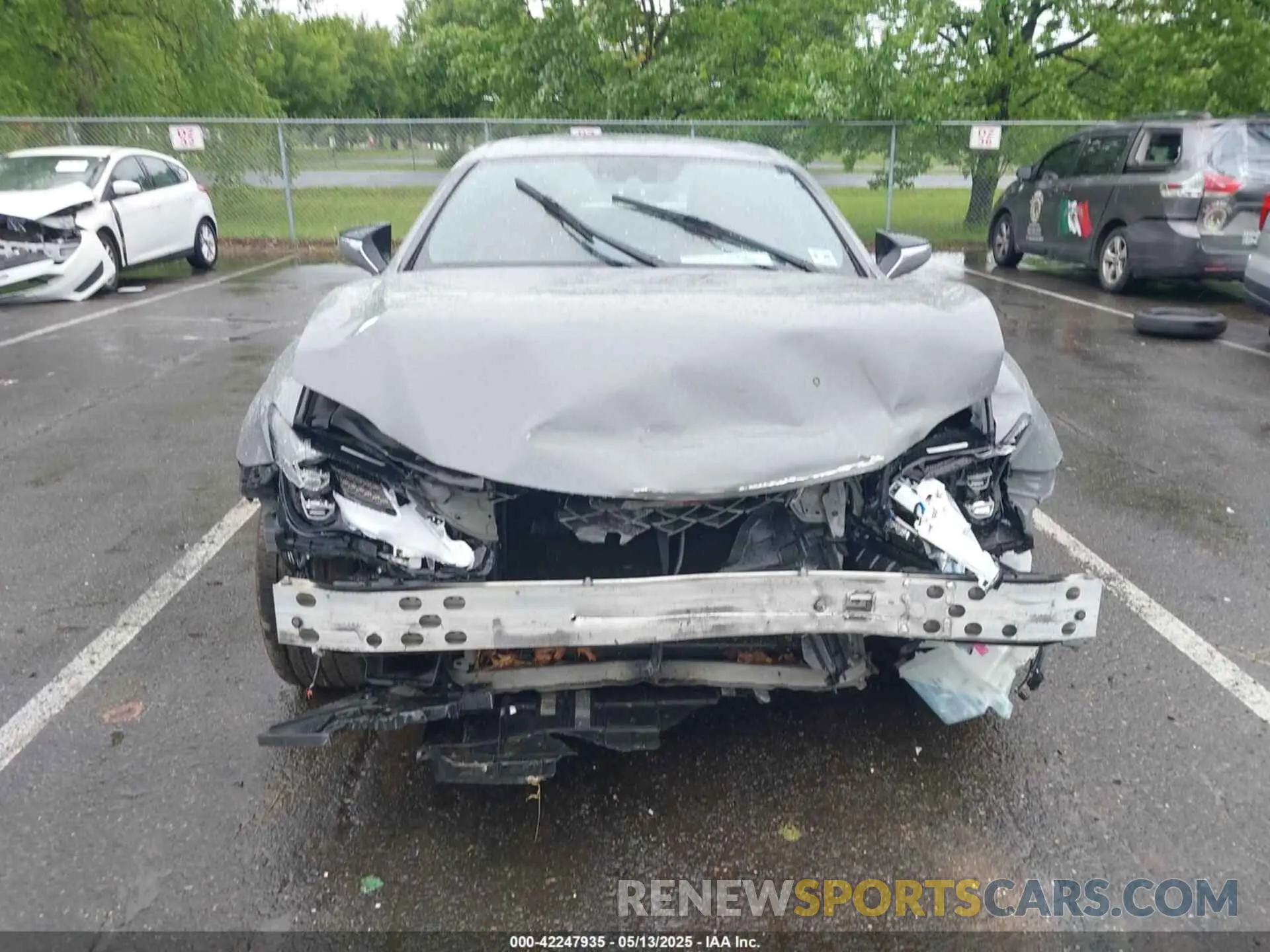 12 fotografías del automóvil dañado JTHGZ5DC7P5012065 LEXUS RC 350 2023
