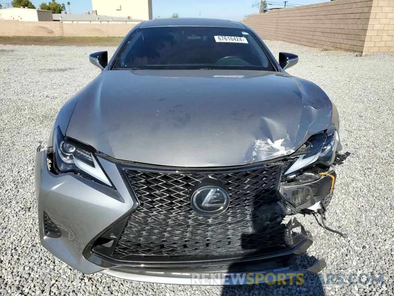 5 fotografías del automóvil dañado JTHHA5BC3K5010093 LEXUS RC300 2019
