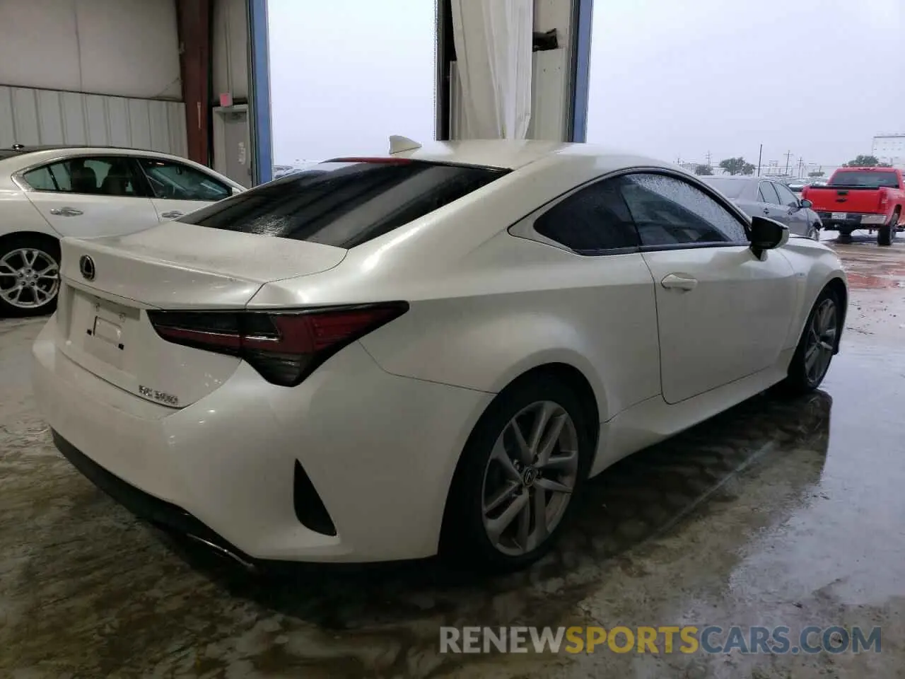 3 fotografías del automóvil dañado JTHHA5BC9K5008851 LEXUS RC300 2019