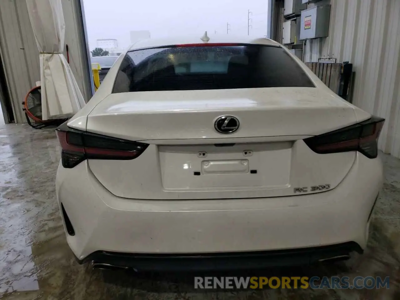 6 fotografías del automóvil dañado JTHHA5BC9K5008851 LEXUS RC300 2019