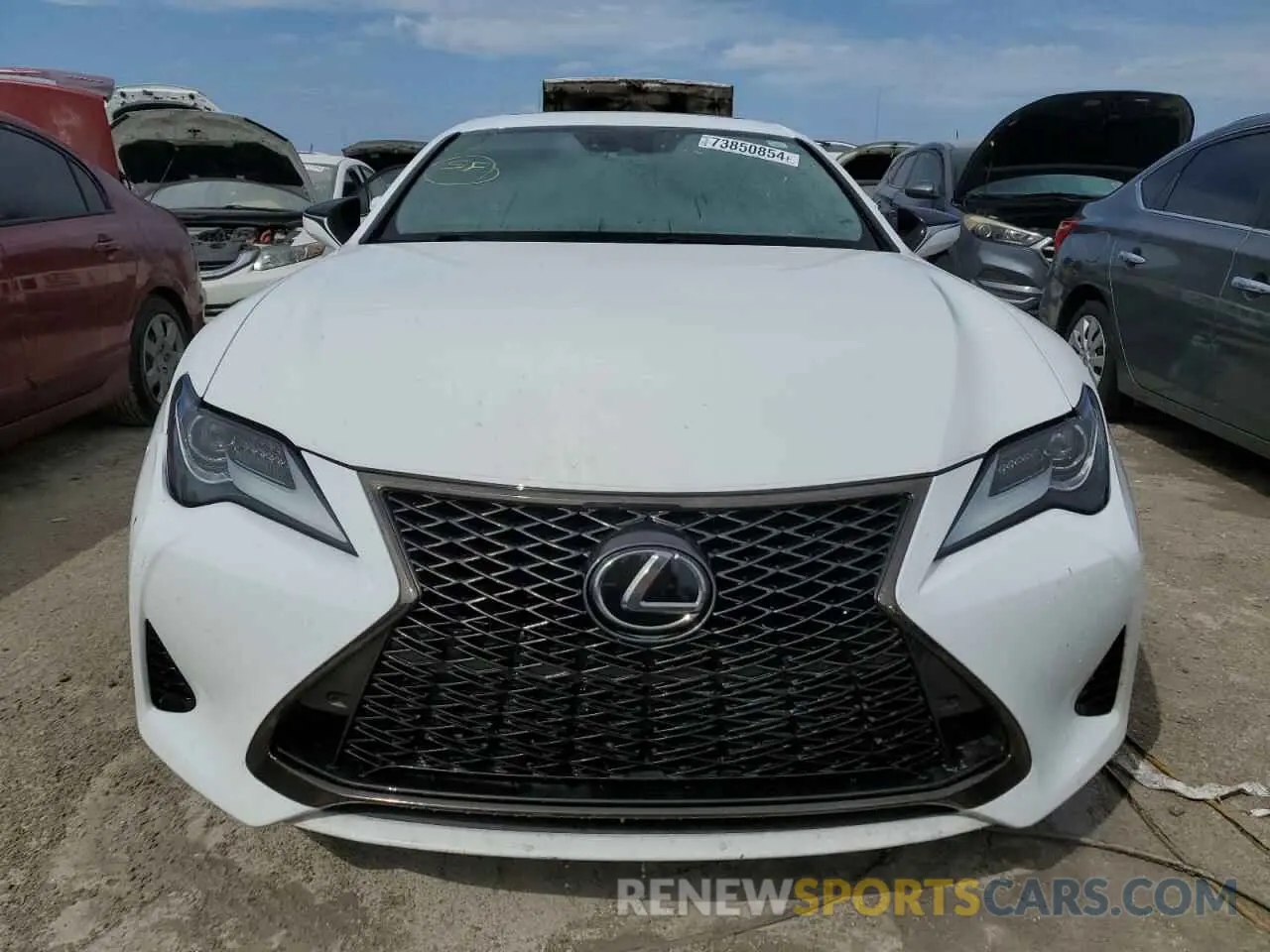 5 fotografías del automóvil dañado JTHHA5BCXK5009507 LEXUS RC300 2019