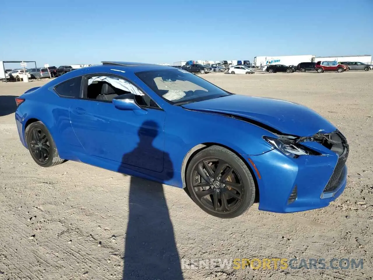4 fotografías del automóvil dañado JTHAA5BC6M5011663 LEXUS RC300 2021