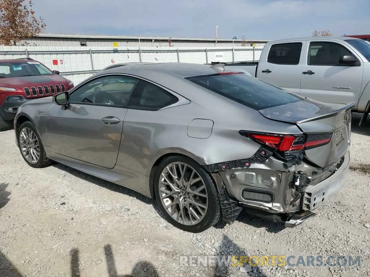2 fotografías del automóvil dañado JTHD85EC3M5006084 LEXUS RC300 2021