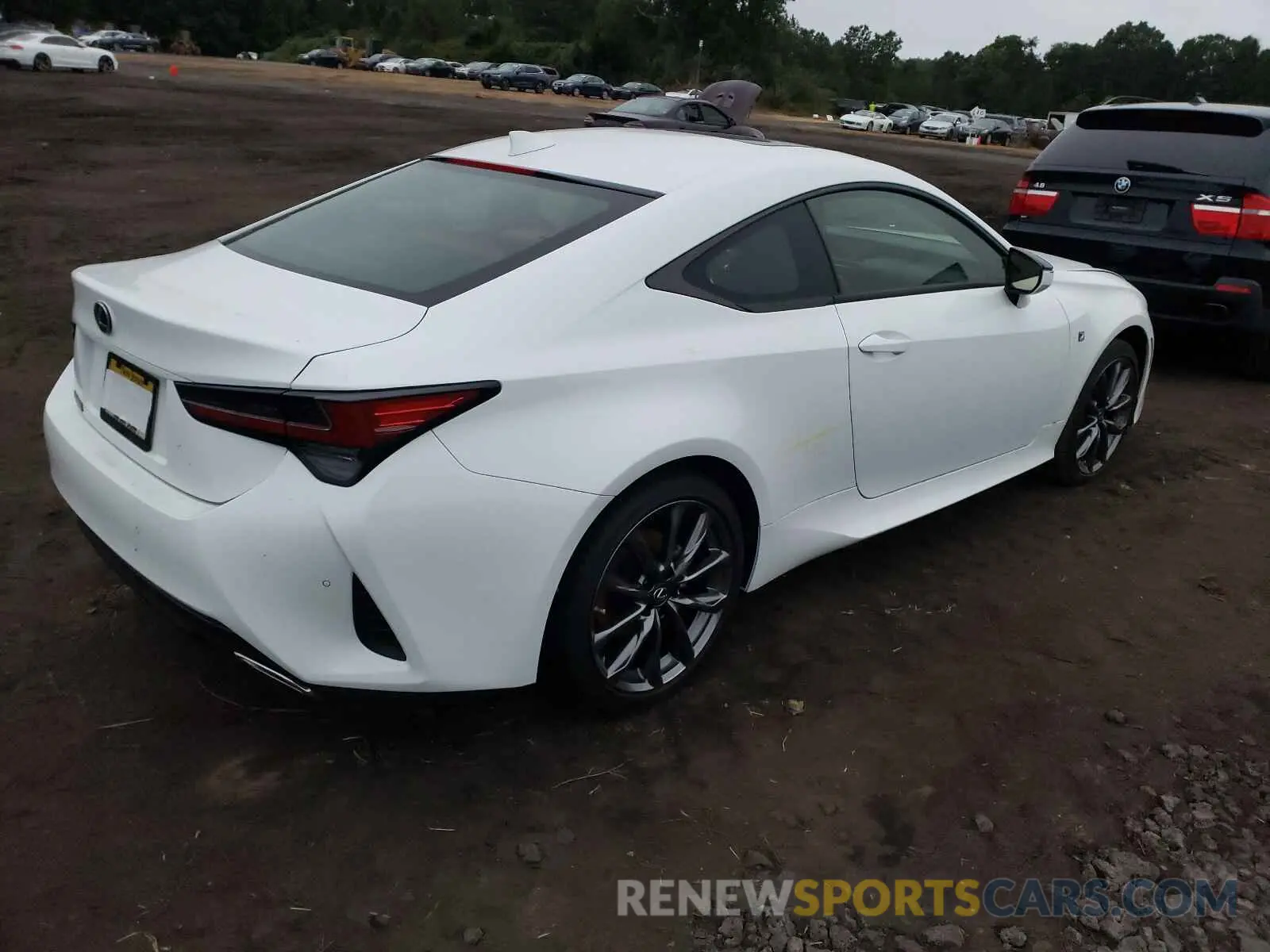 4 fotografías del automóvil dañado JTHG85EC7M5006280 LEXUS RC300 2021