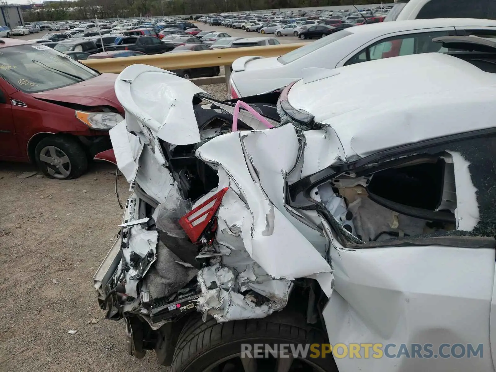 9 fotografías del automóvil dañado JTHGZ5BC5L5021943 LEXUS RC350 2020