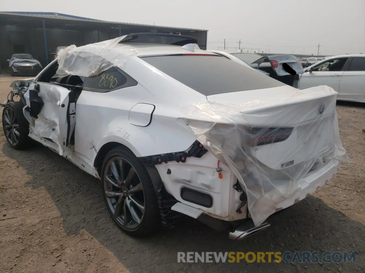 3 fotografías del automóvil dañado JTHGZ5DC4L5010428 LEXUS RC350 2020