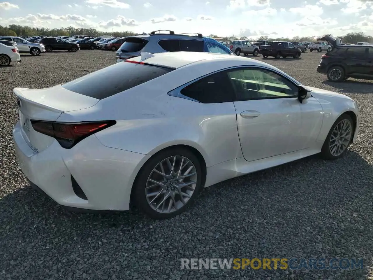 3 fotografías del automóvil dañado JTHDZ5BC0M5023233 LEXUS RC350 2021