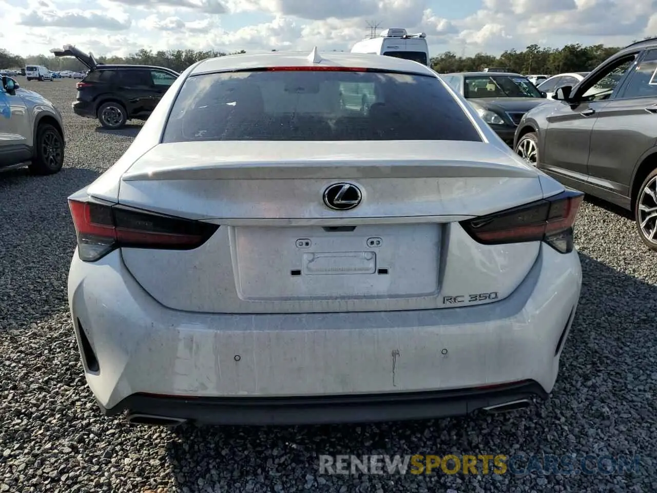 6 fotografías del automóvil dañado JTHDZ5BC0M5023233 LEXUS RC350 2021