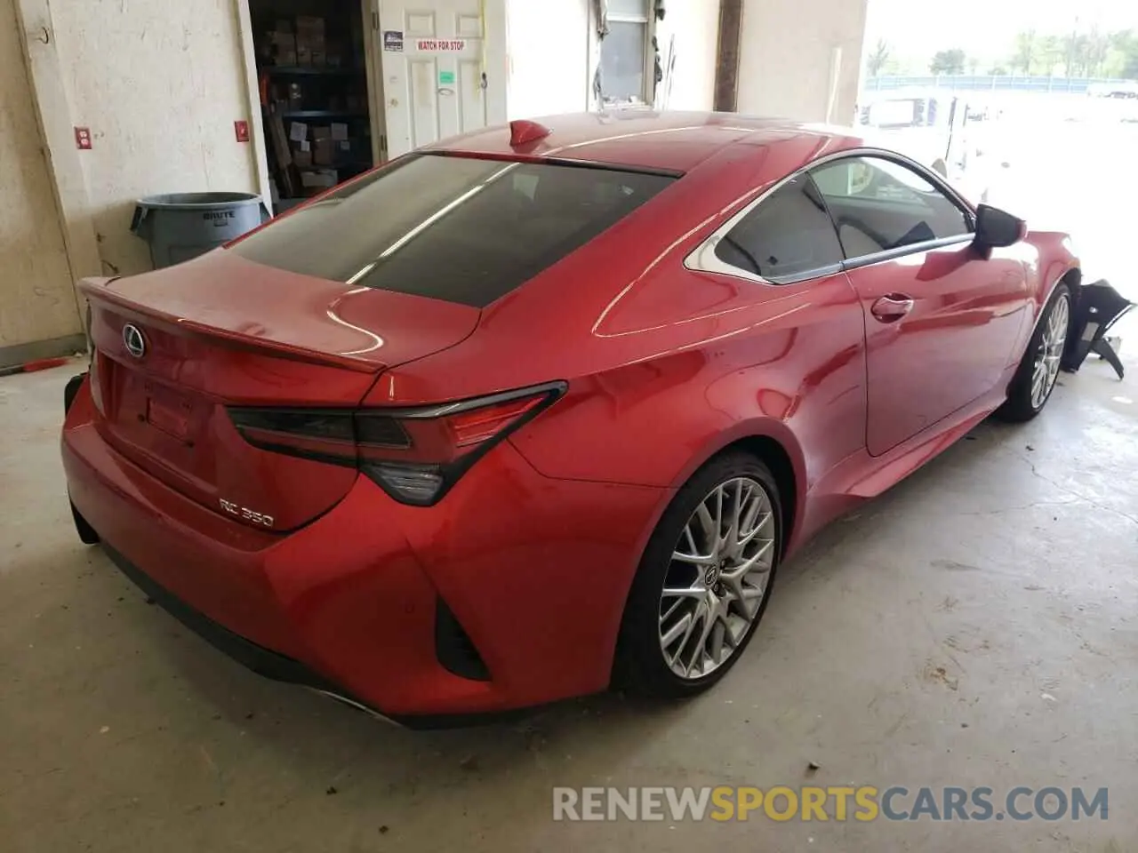 4 fotografías del automóvil dañado JTHDZ5BC3M5023775 LEXUS RC350 2021