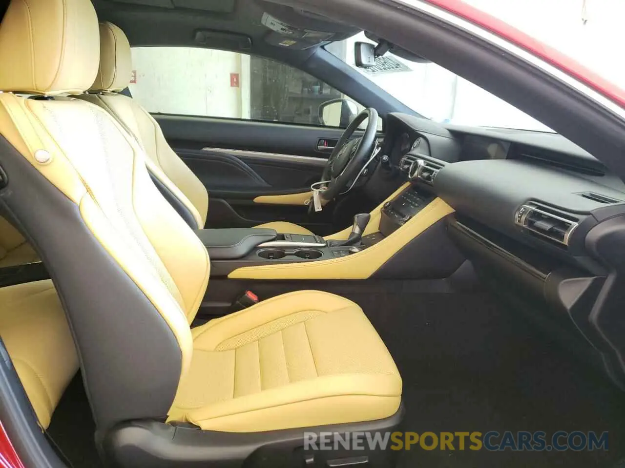 5 fotografías del automóvil dañado JTHDZ5BC3M5023775 LEXUS RC350 2021
