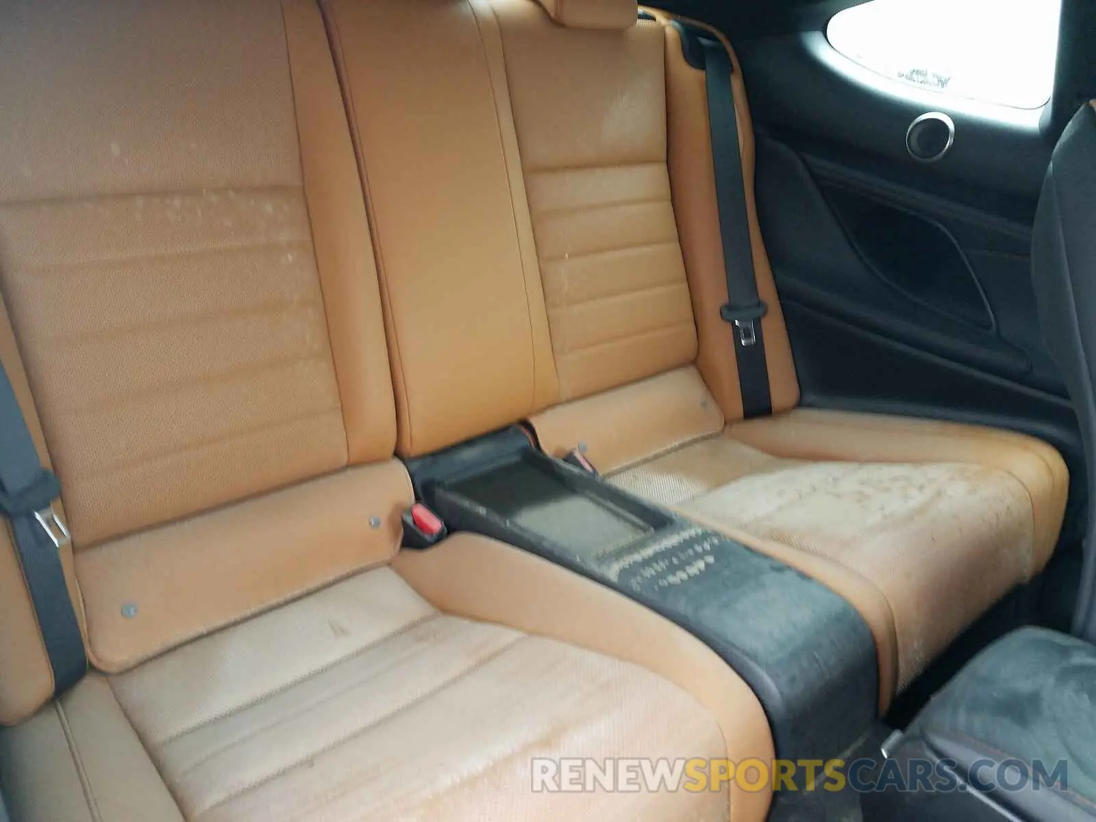 6 fotografías del automóvil dañado JTHDZ5BC9M5024378 LEXUS RC350 2021
