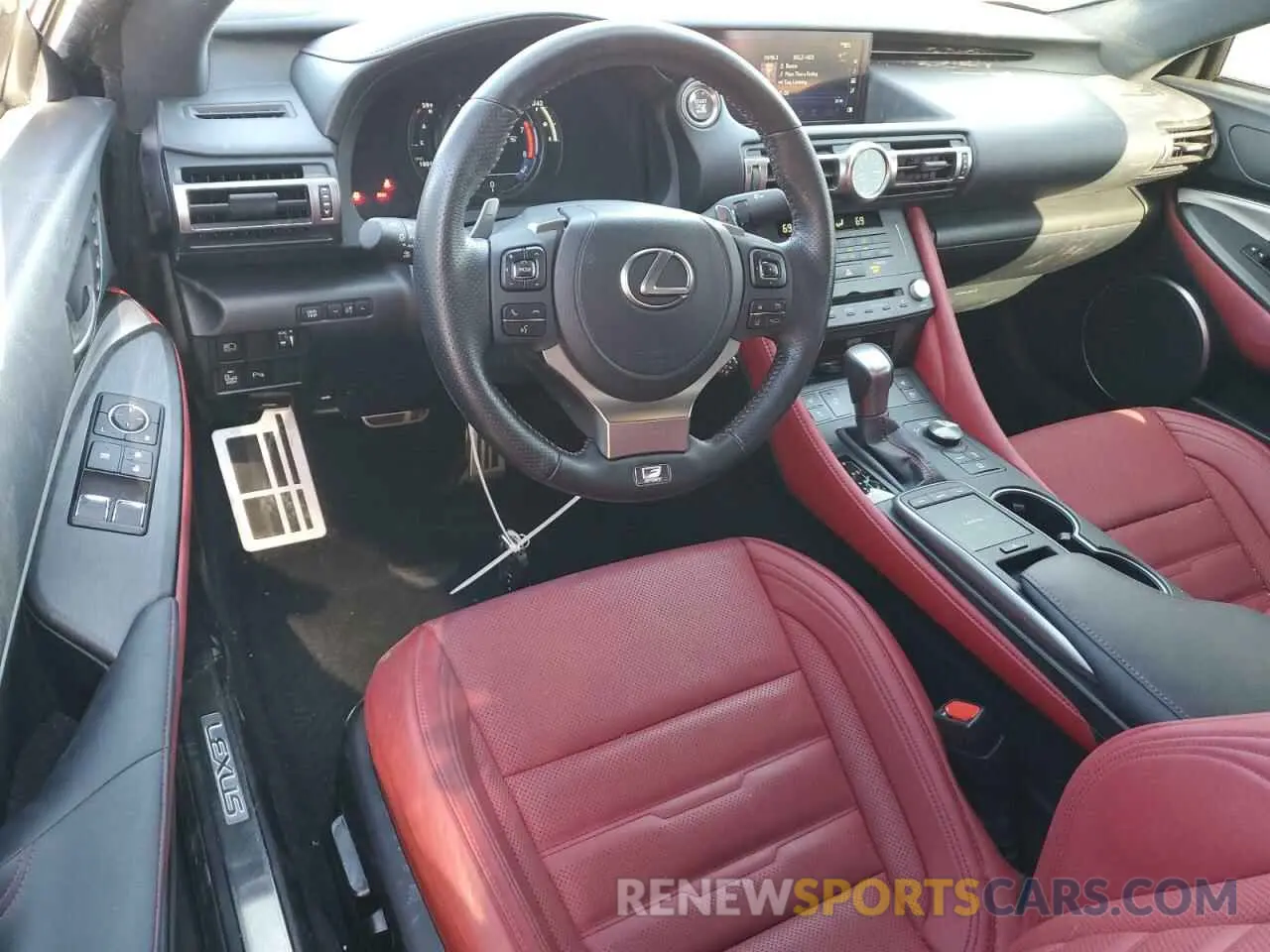 8 fotografías del automóvil dañado JTHGZ5BC3M5024499 LEXUS RC350 2021