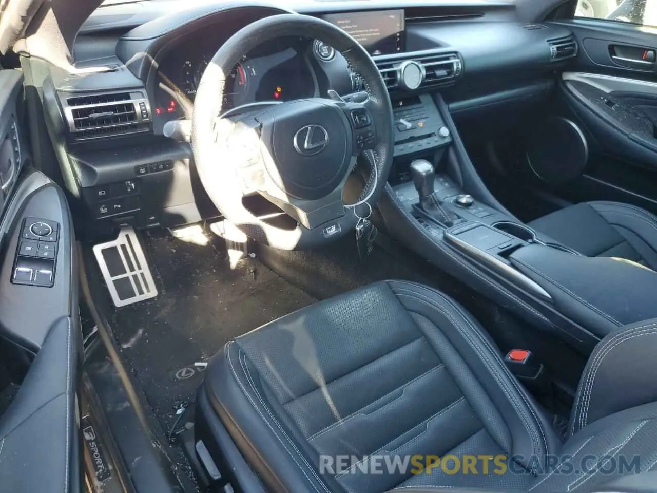 8 fotografías del automóvil dañado JTHGZ5BC7M5023534 LEXUS RC350 2021