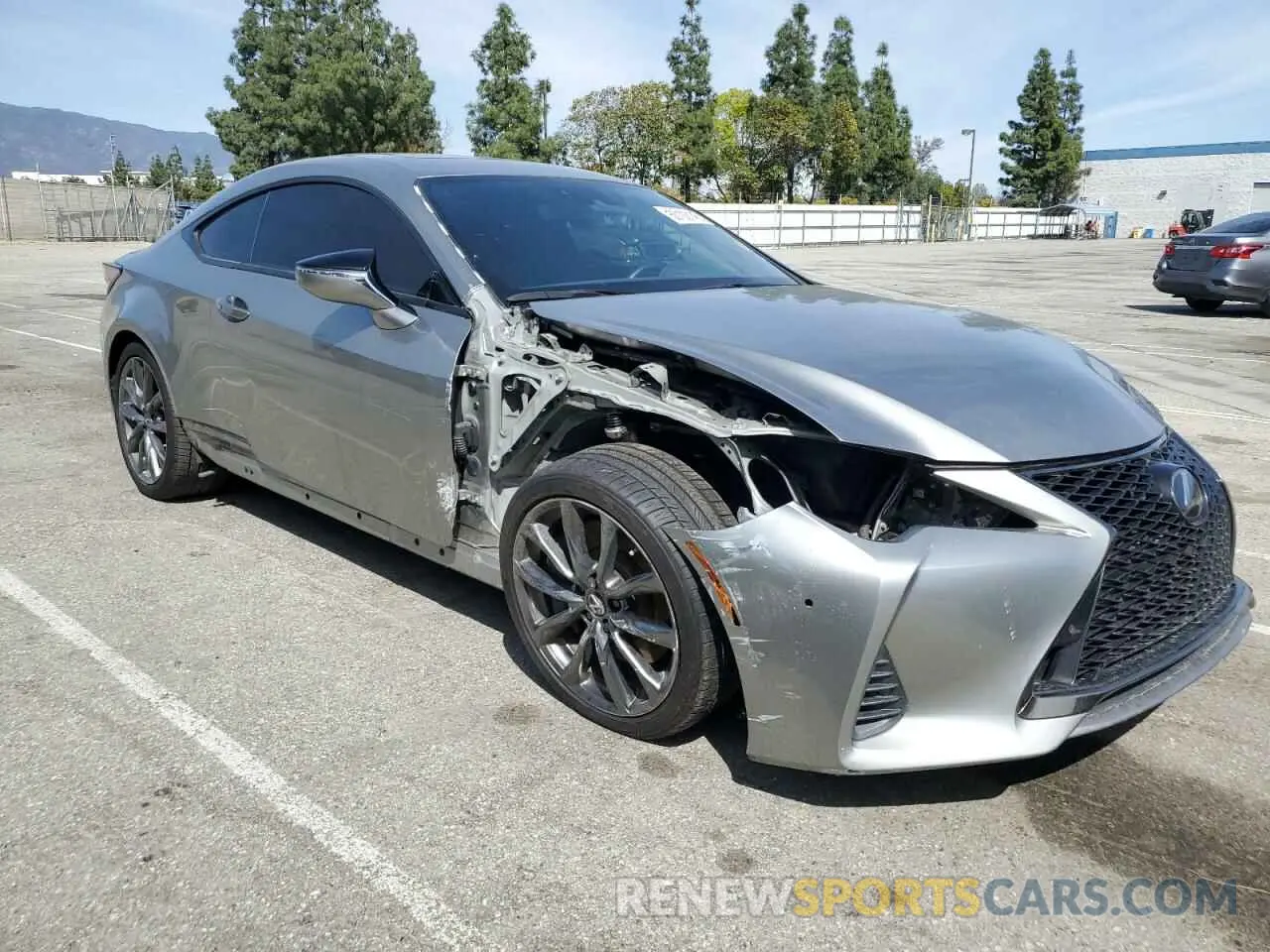 4 fotografías del automóvil dañado JTHGZ5BCXN5025036 LEXUS RC350 2022