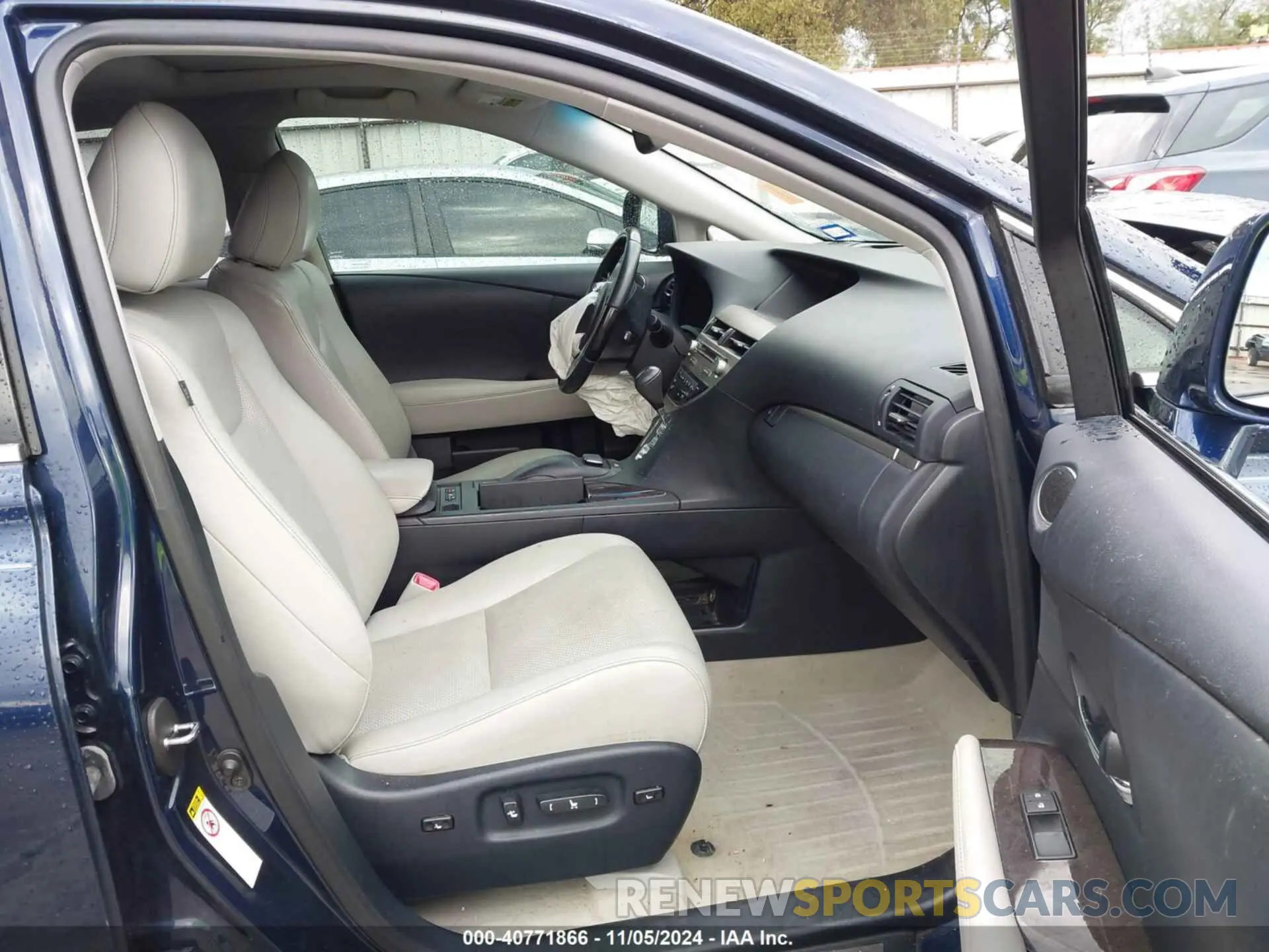 5 fotografías del automóvil dañado JTJZK1BA3D2007710 LEXUS RX 2013