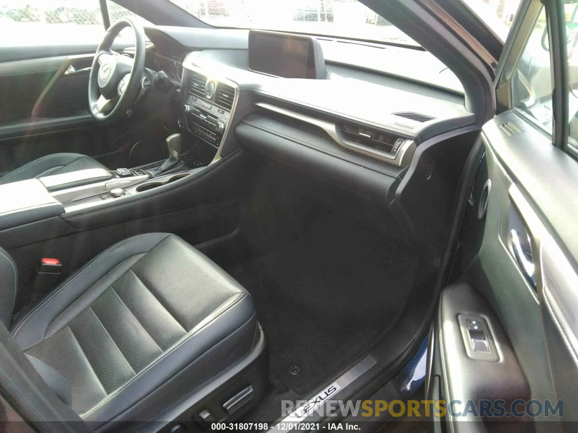 5 fotografías del automóvil dañado 2T2BGMCAXKC038484 LEXUS RX 2019